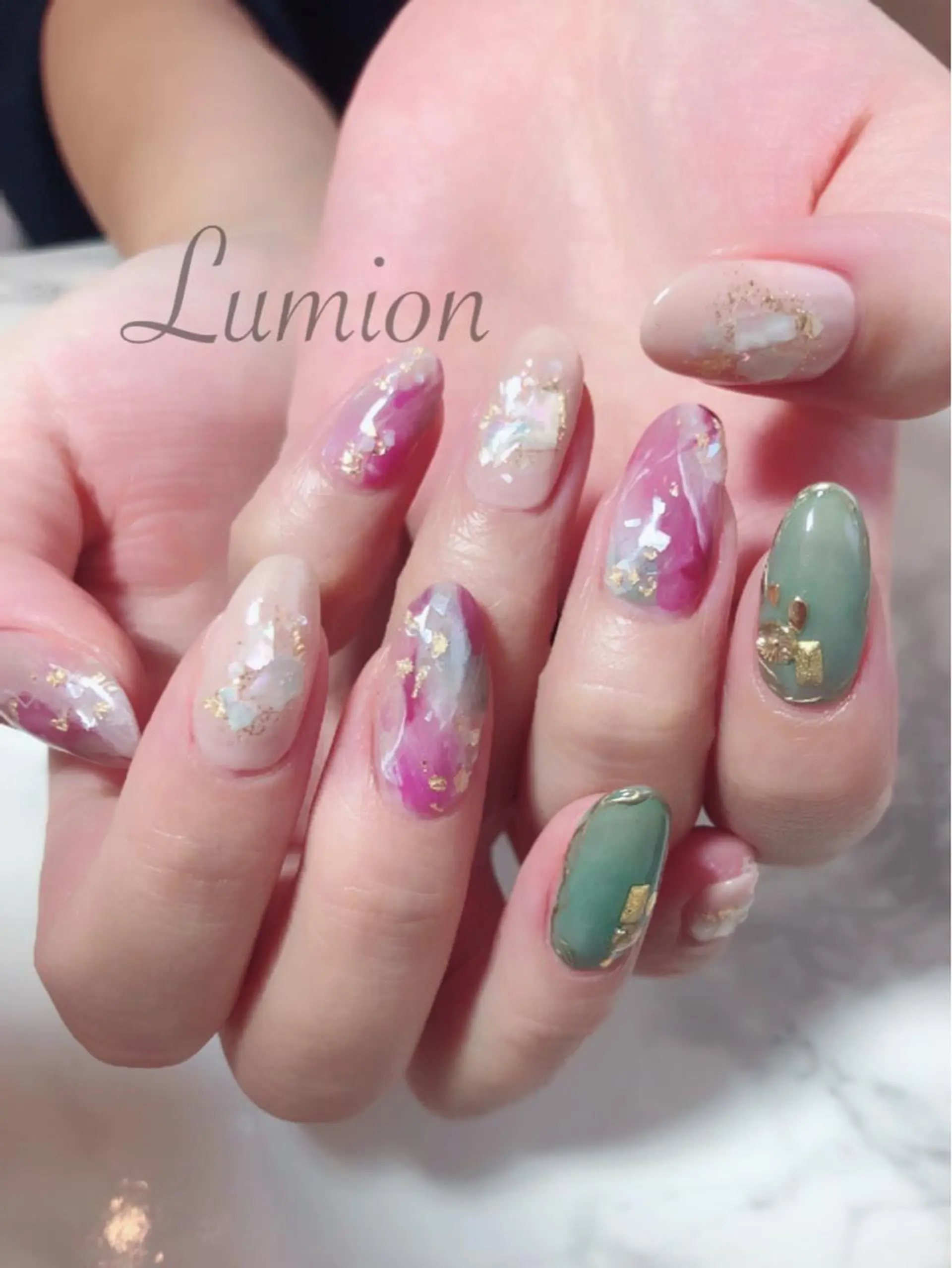 ネイル ニュアンスネイル ハンドネイル nailroom Lumionのネイルデザイン