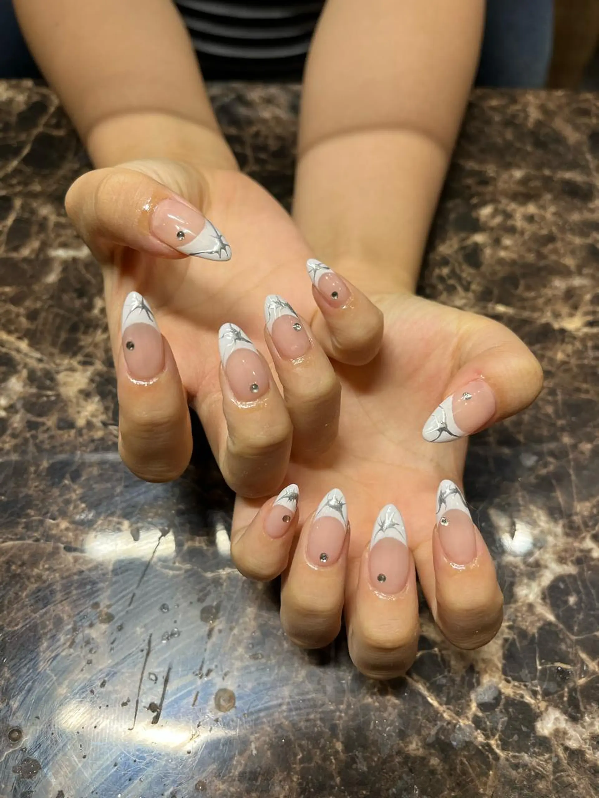 ネイル IROHA Nail 矢掛萌子のネイルデザイン