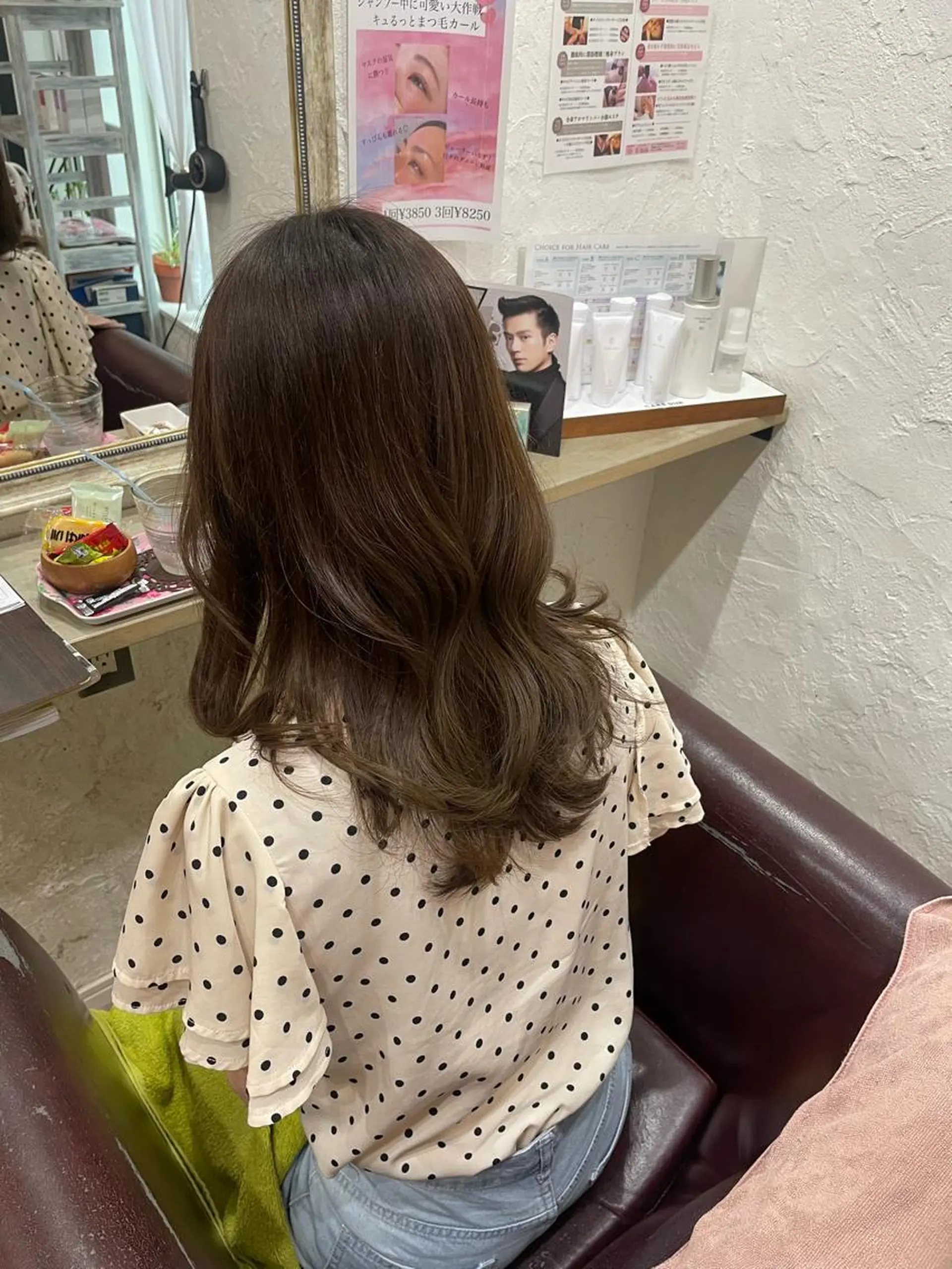 セミロング カラー 上原 麻彩のマツエク・マツパデザイン