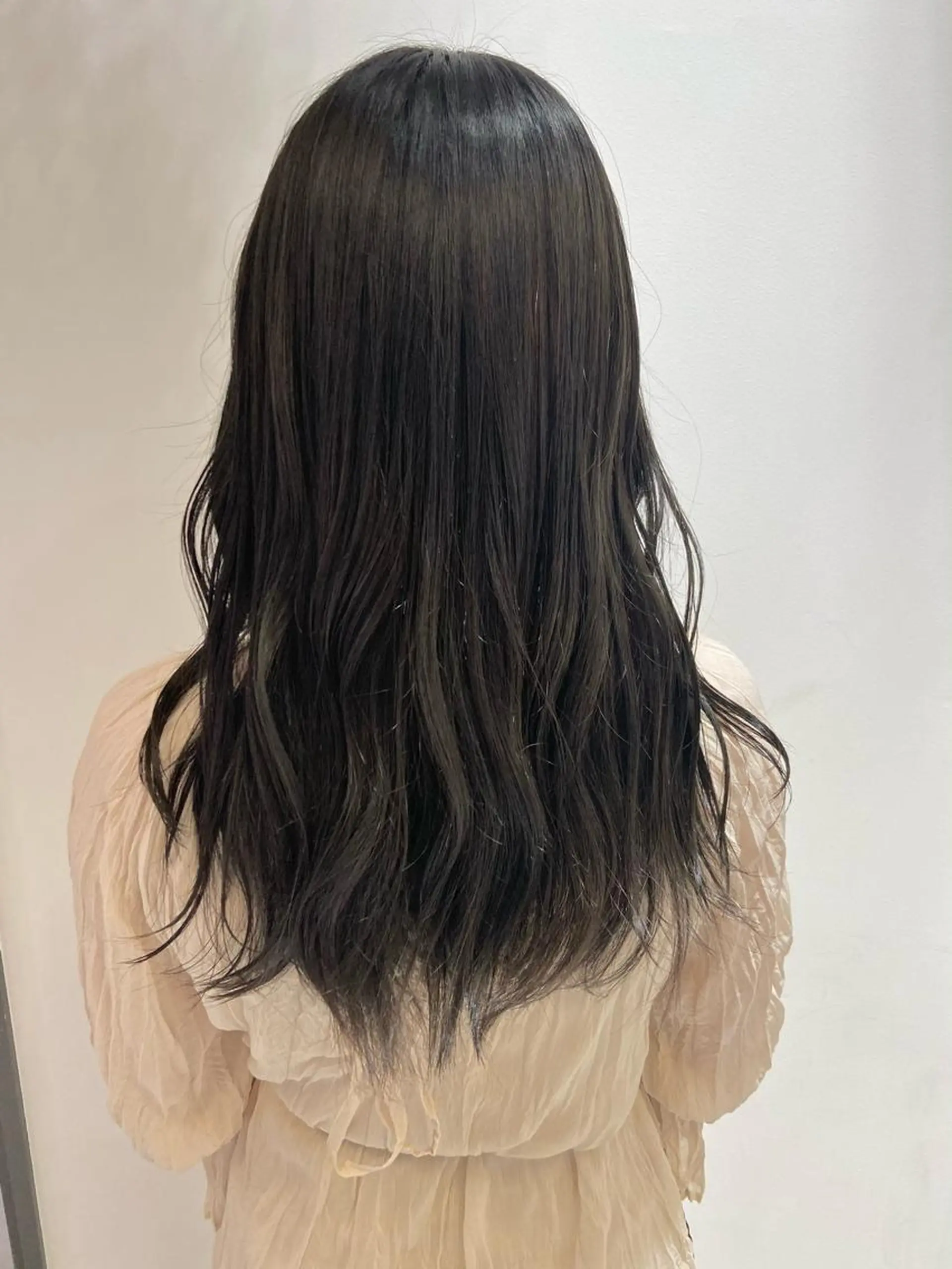 セミロング カラー カット ヘアカラー トリートメント 🐺ウルフ/レイヤー 似合わせ‎🤍沙羅のヘアスタイル