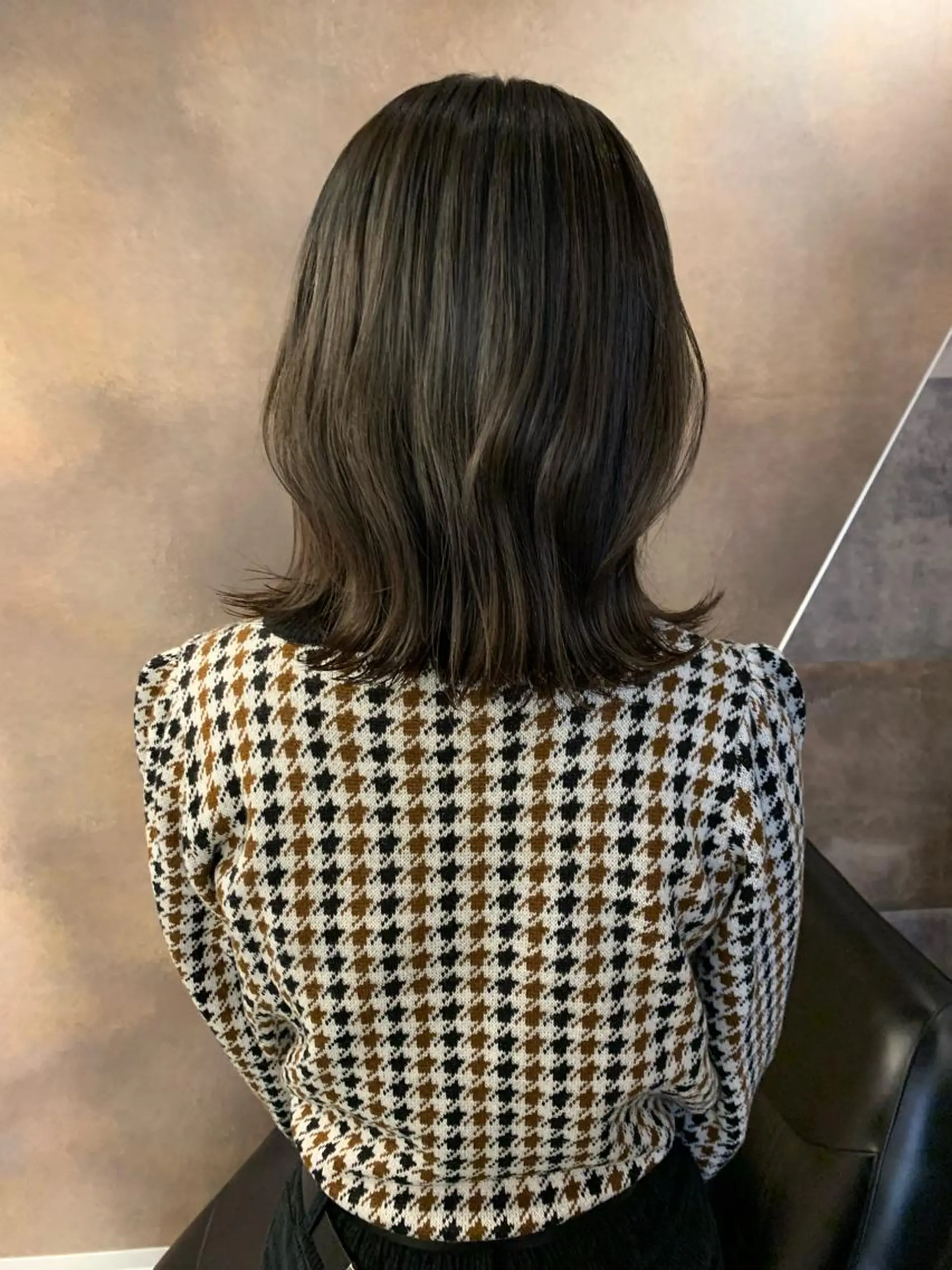 ミディアム カラー カット ヘアカラー SAKINO. ベージュカラーのヘアスタイル