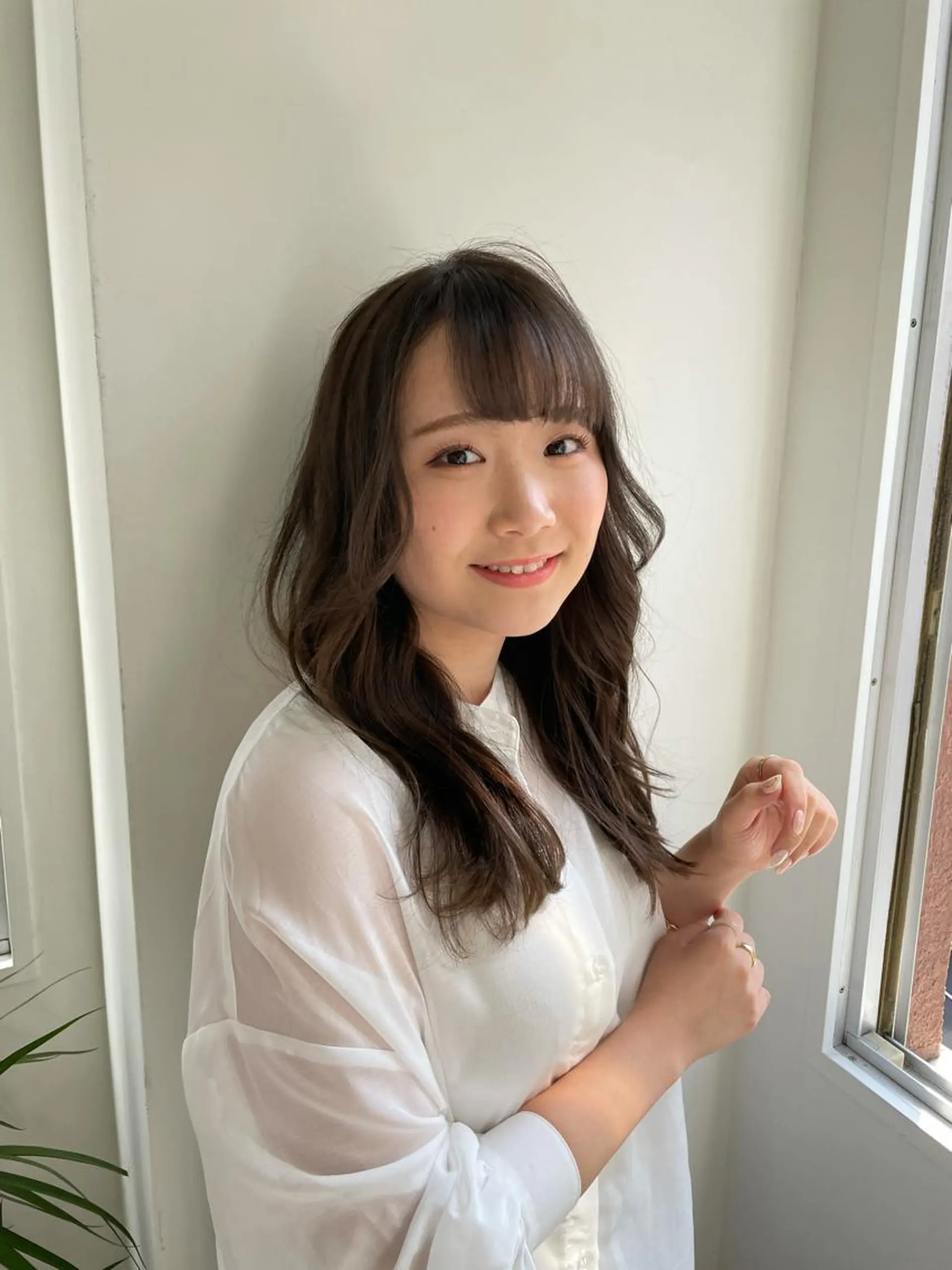 ロング カラー ヘアアレンジ 菅 由梨菜のヘアスタイル