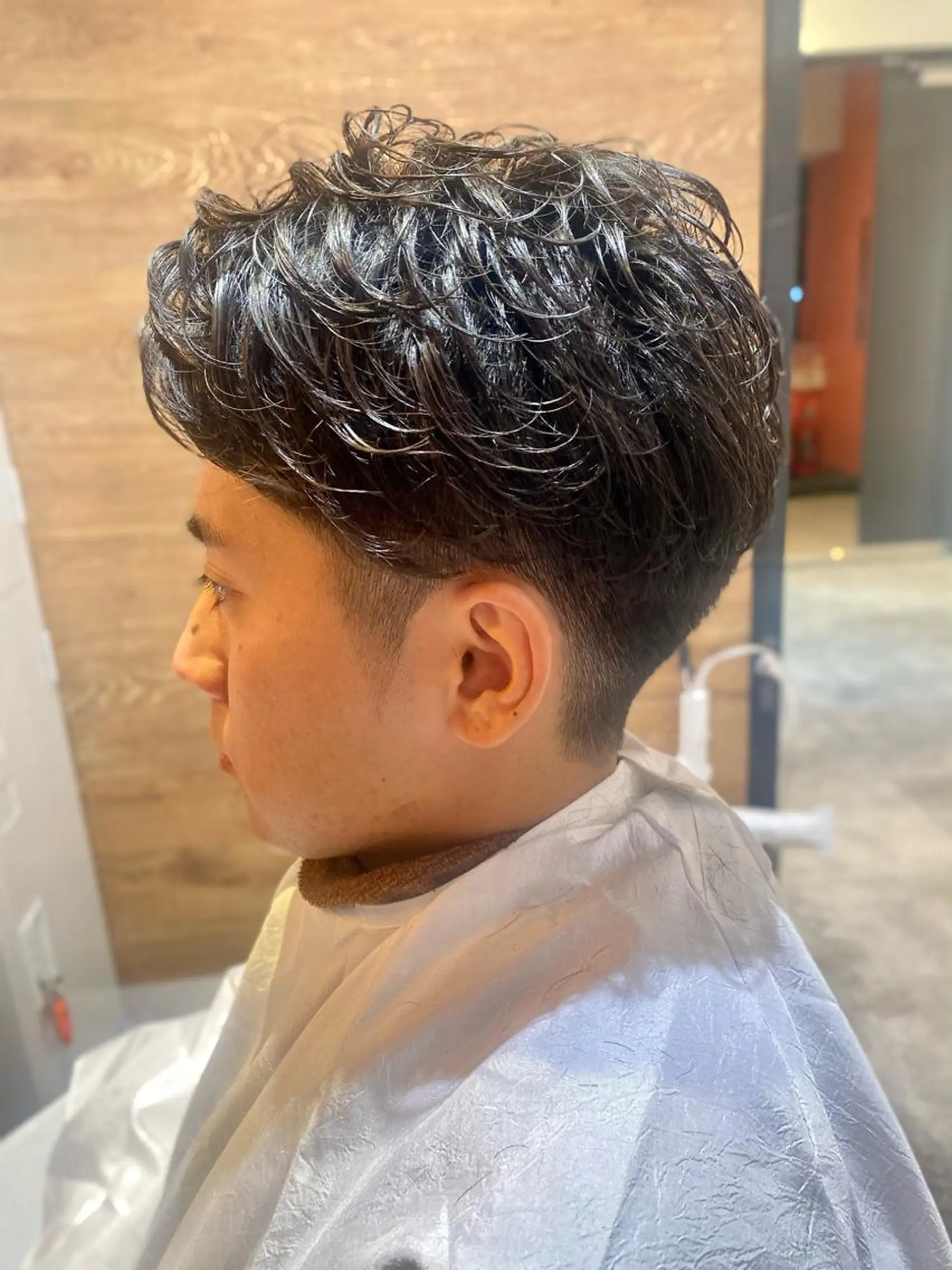 パーマ メンズ フェードカット メンズ就活ヘア マッシュ メンズパーマ メンズツイストパーマ 【店長】 横田　昌樹のヘアスタイル