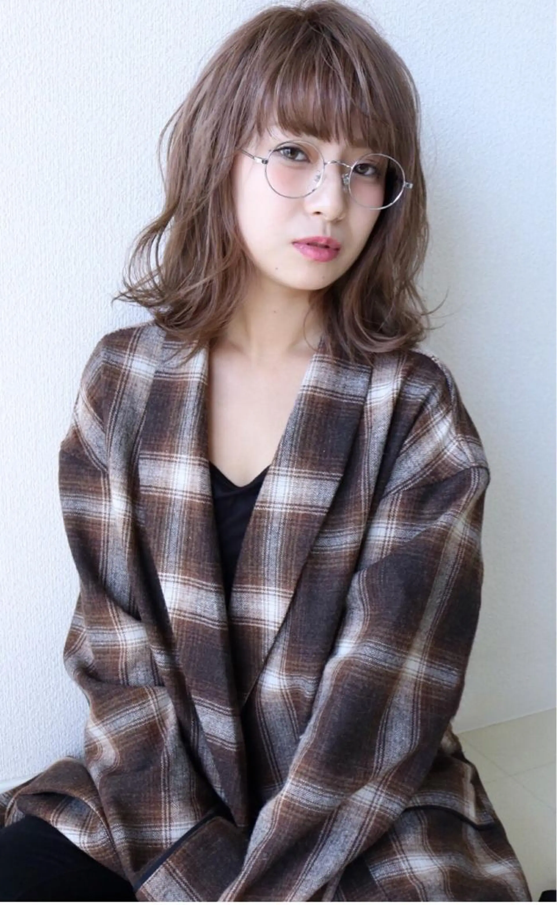 ミディアム カラー グレージュ 統括ディレクター kuriのヘアスタイル