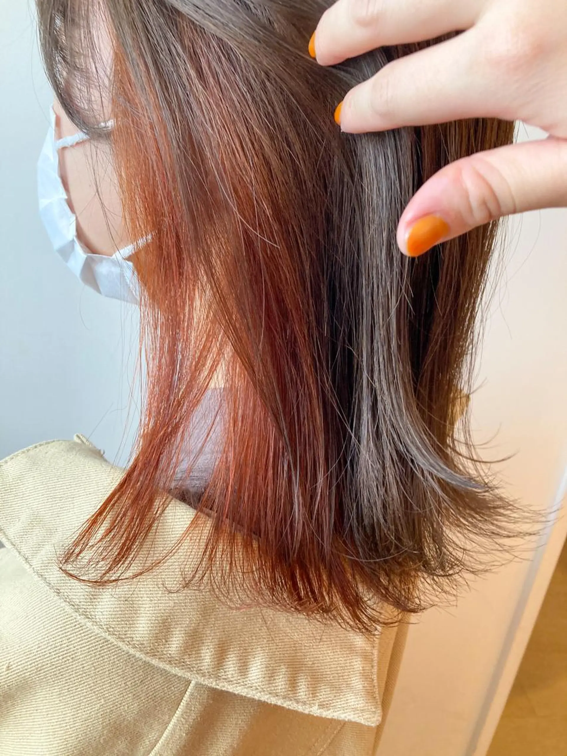 ミディアム カラー アッシュ ベージュカラー ブリーチ インナーカラー ブリーチなしカラー 尾籠 美幸 （オゴモリ ミユキ）のヘアスタイル