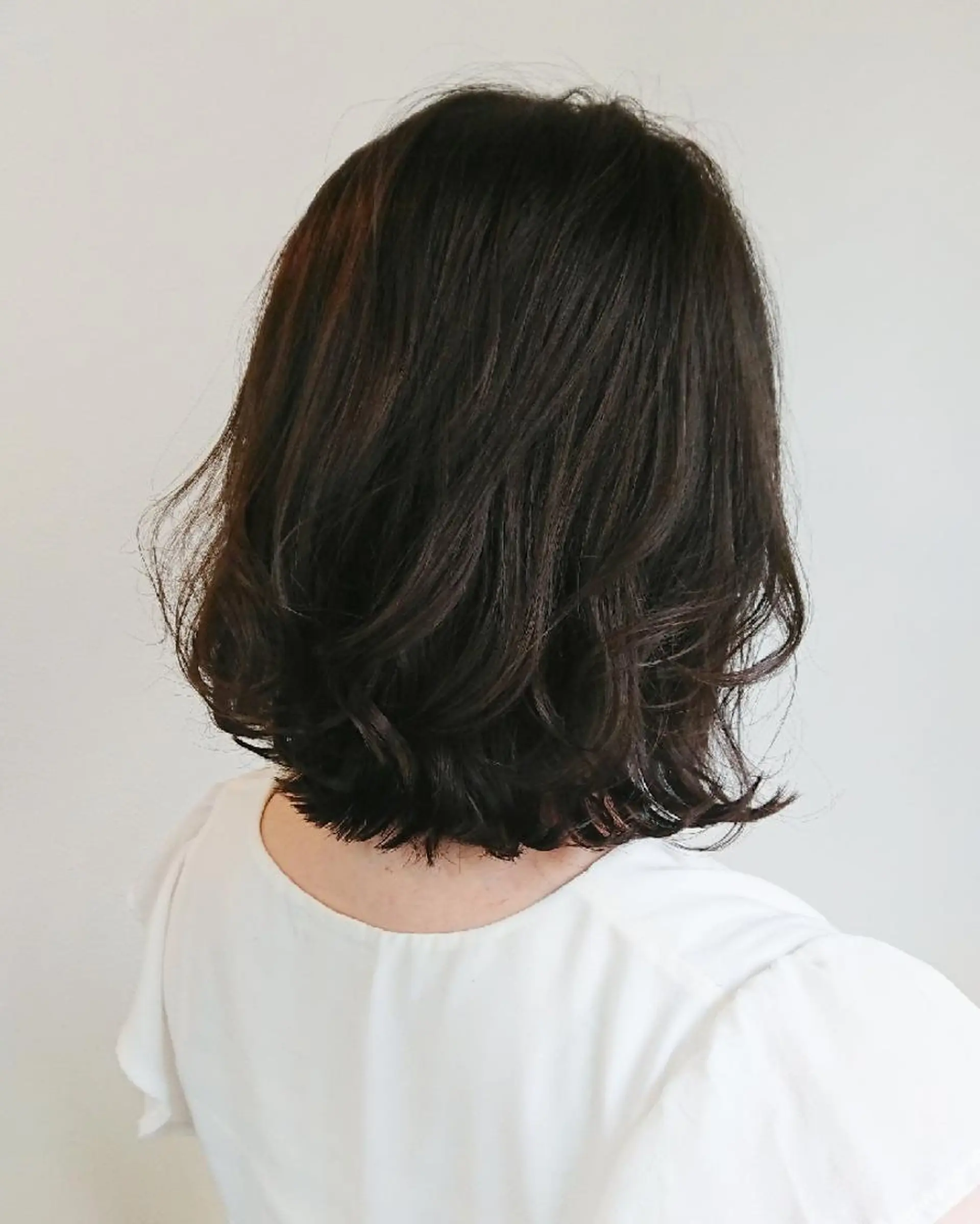 ミディアム パーマ little×PORTO 元町所属・Topstylist ゆきこのヘアスタイル