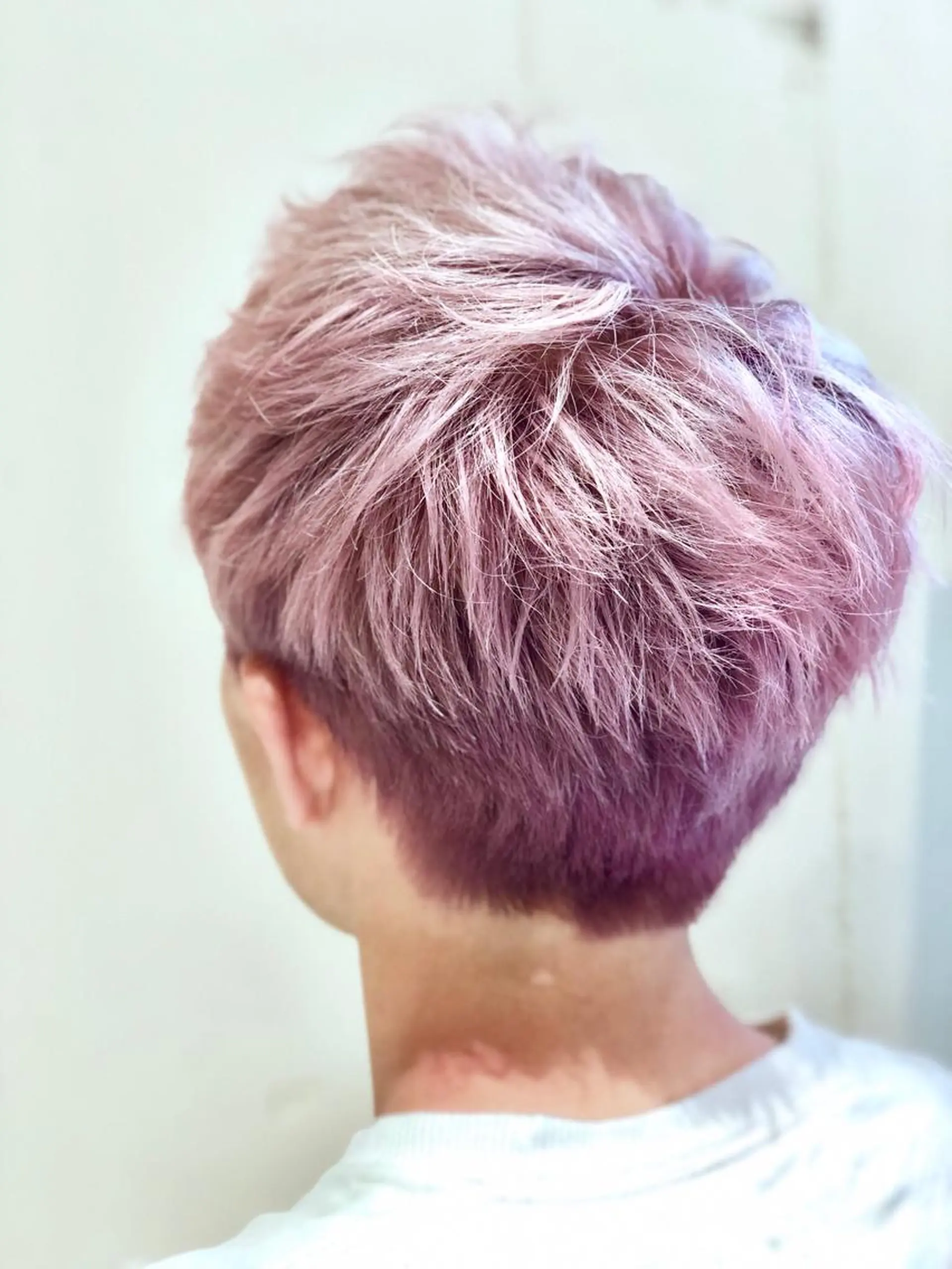 ショート カラー パーマ ヘアアレンジ メンズ メンズバレイヤージュ メンズブリーチ メンズハイライト メンズパーマ ツーブロック 【ツヤ髪美容師】 ツダケイスケのヘアスタイル