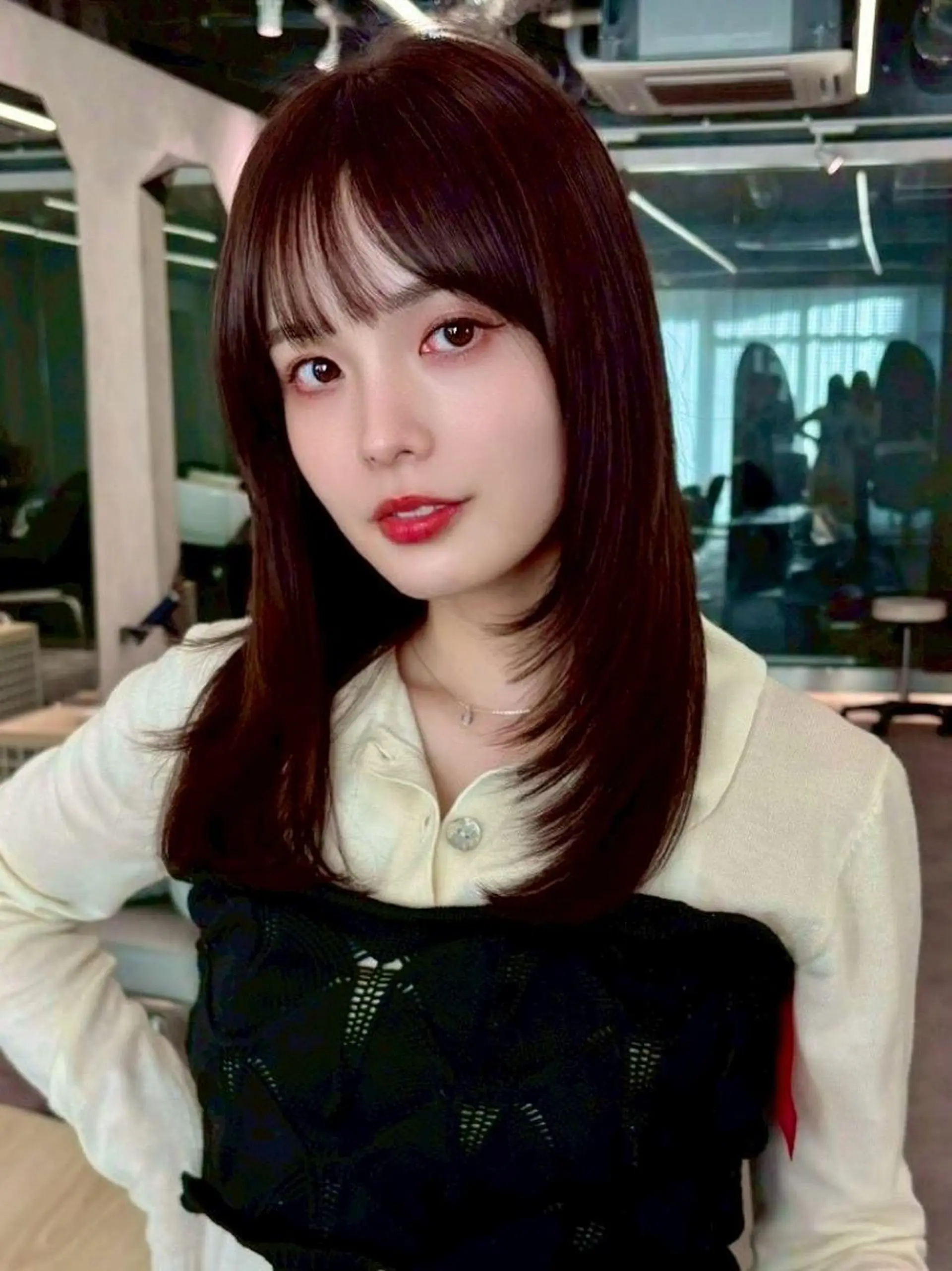 ミディアム Farbe🤍 女性限定のヘアスタイル