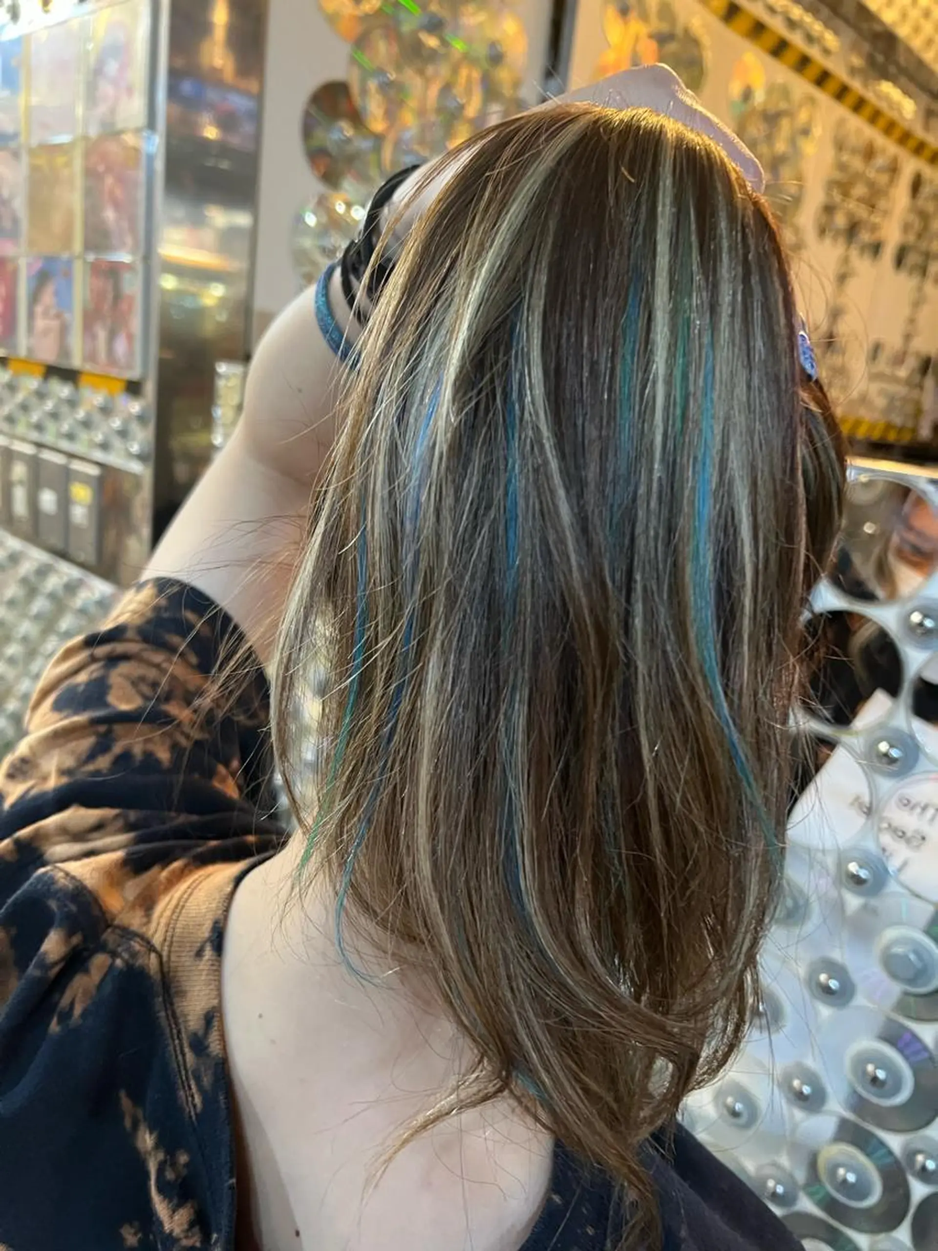 ミディアム カラー ヘアアレンジ ブルーカラー メッシュ エクステ KOYA ｺﾔのヘアスタイル