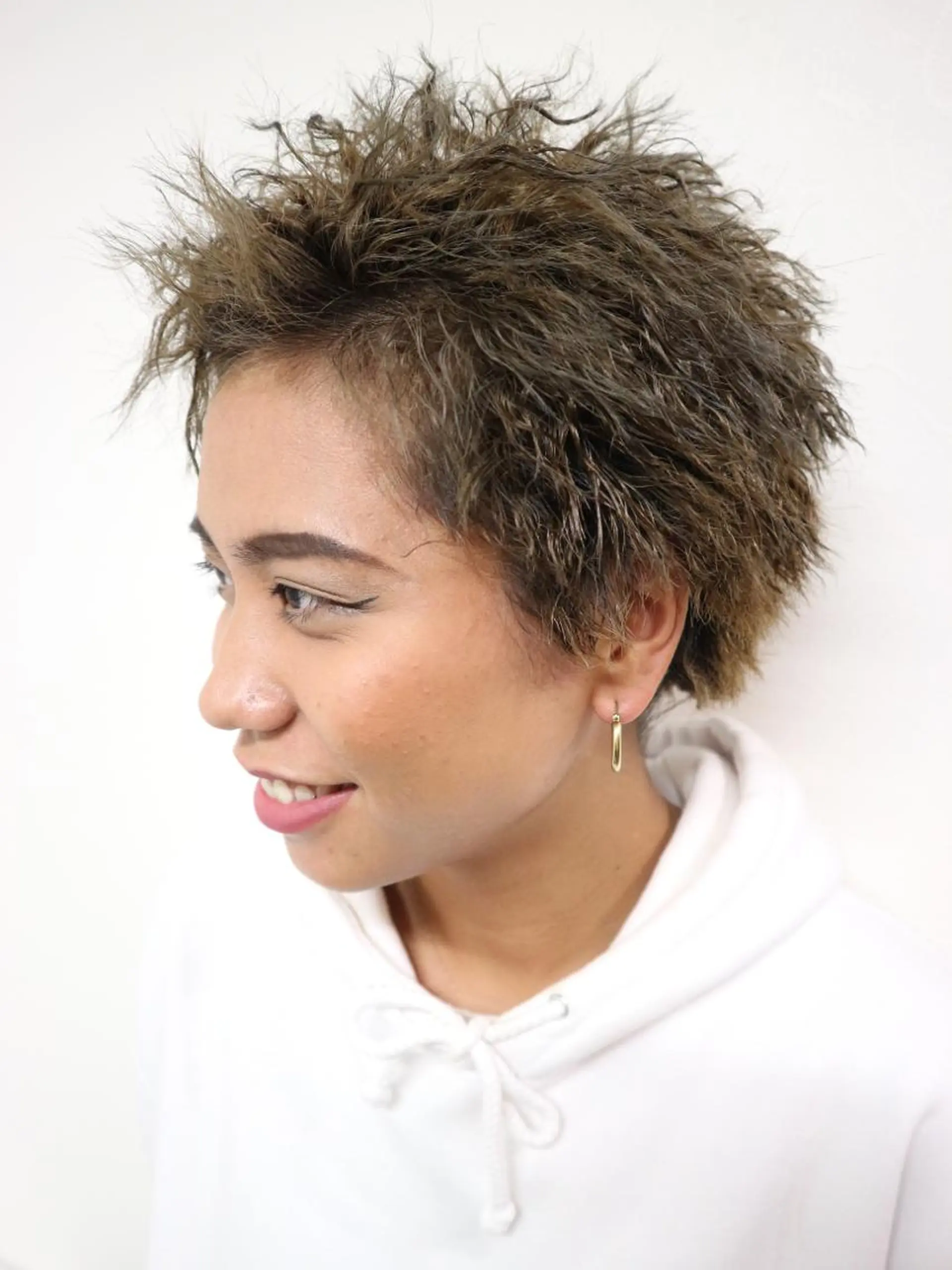 ショート パーマ ツイストパーマ 東風上 亮介のヘアスタイル