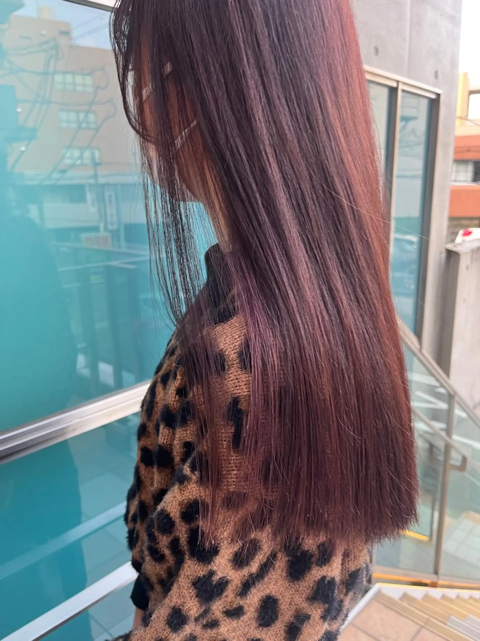 ロング カラー パーマ ヘアアレンジ メンズ キッズ ネイル アイブロウ メンズブリーチ メンズハイライト メンズインナーカラー メンズ韓国風 ブリーチ 久木原 ゆりのヘアスタイル