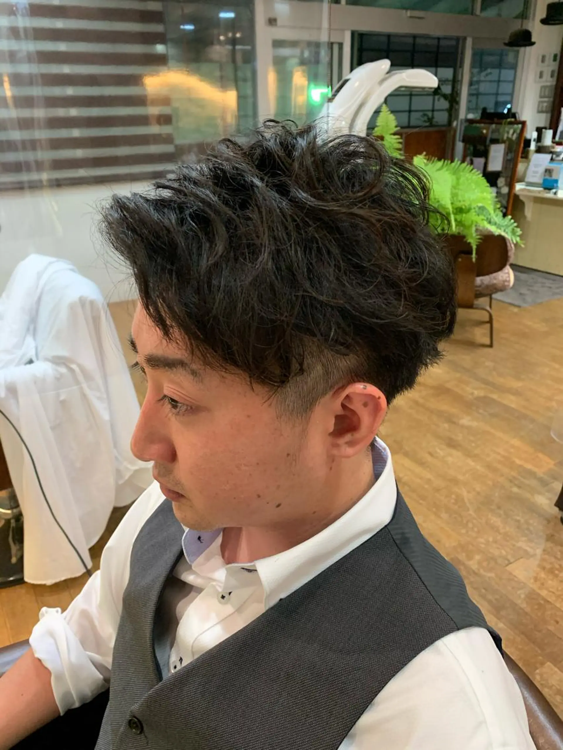 メンズ メンズパーマ カット特化美容師 齋藤桐のヘアスタイル