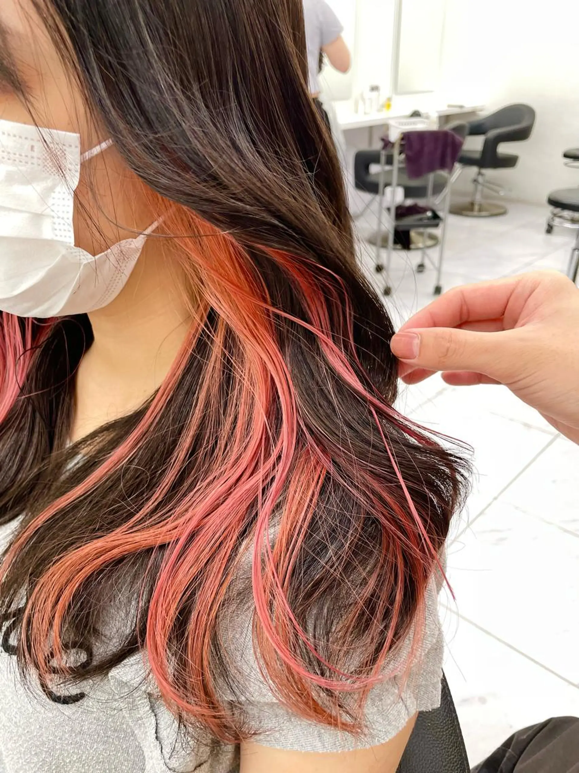 ロング カラー パーマ ヘアアレンジ メンズ キッズ ネイル マツエク・マツパ アイブロウ 韓国系🇰🇷🩶 艶暗髪/MEIのヘアスタイル