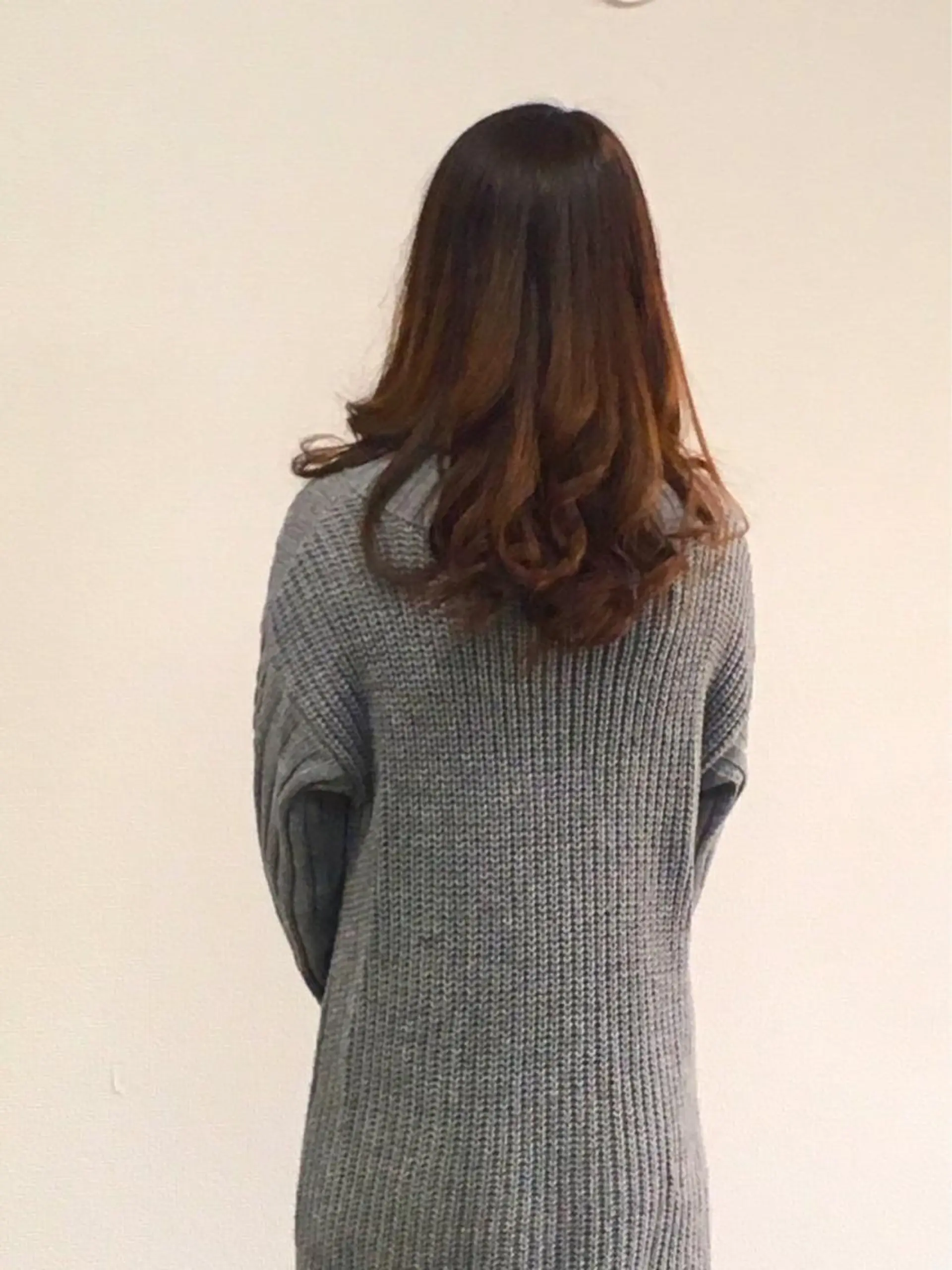 セミロング カラー パーマ セミロングパーマ イルミナカラー デジタルパーマ カット ヘアカラー パーマ トリートメント 中原 梨沙のヘアスタイル