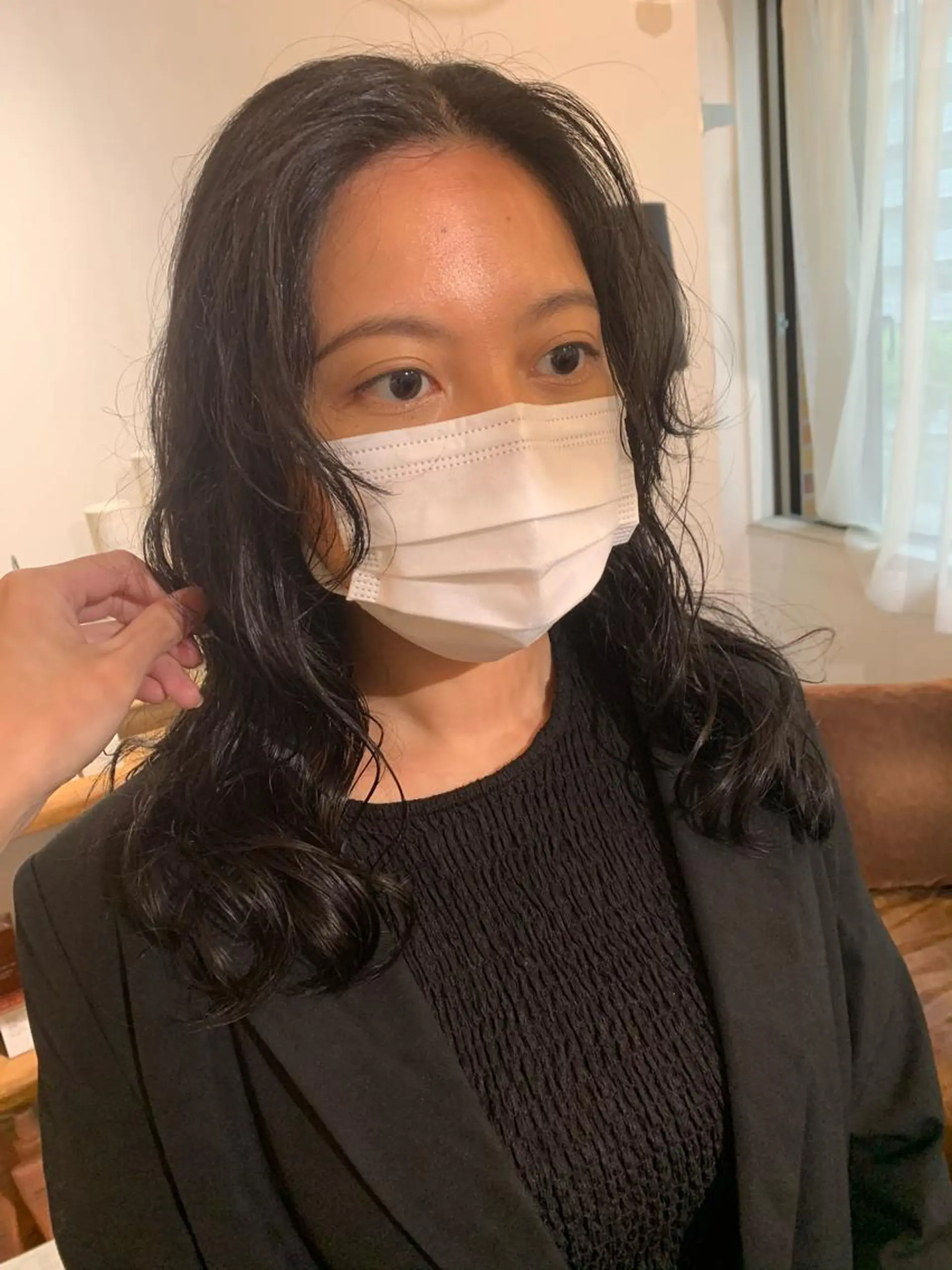 ミディアム パーマ 安村 美奈のヘアスタイル