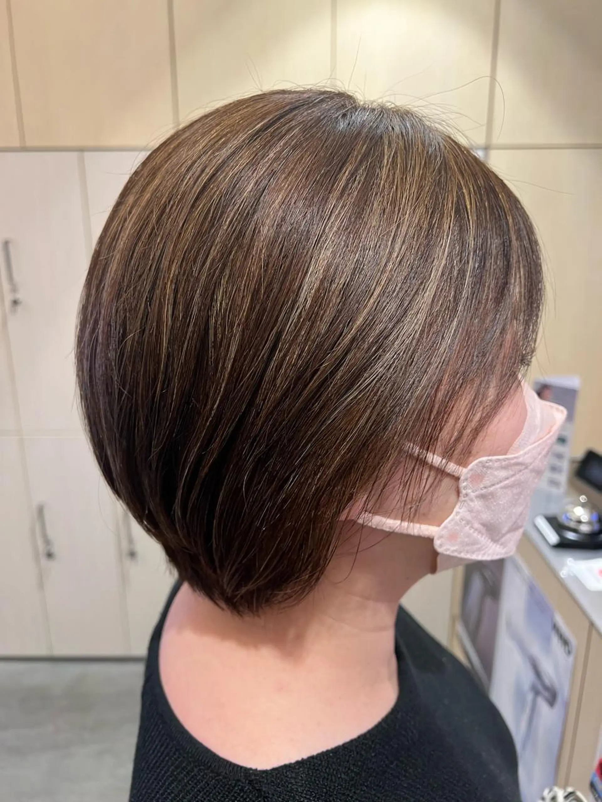 ショート カラー ベージュカラー ハイライトカラー ハイライト 山口 莉々香のヘアスタイル