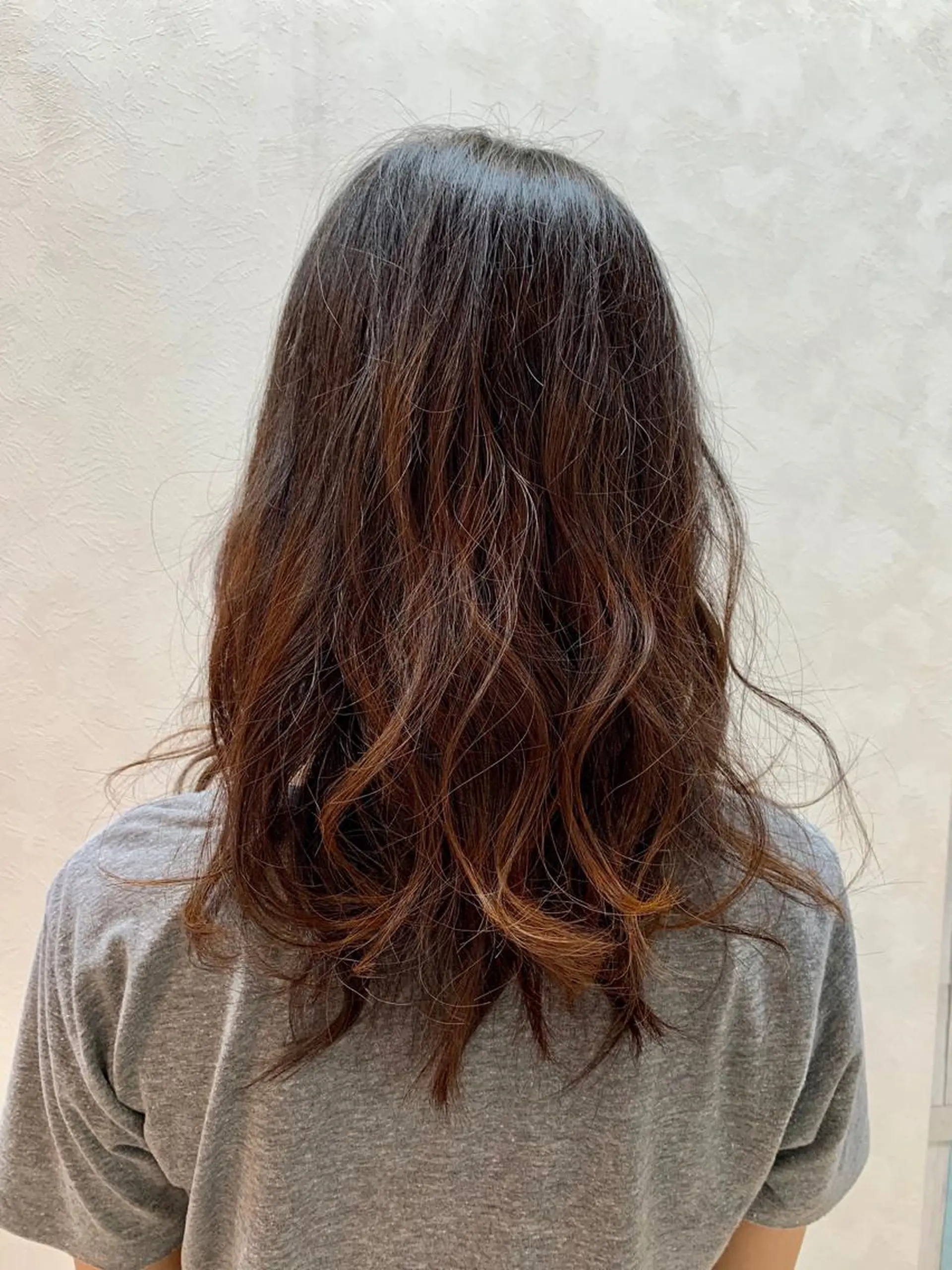 セミロング 加藤 遥花のヘアスタイル