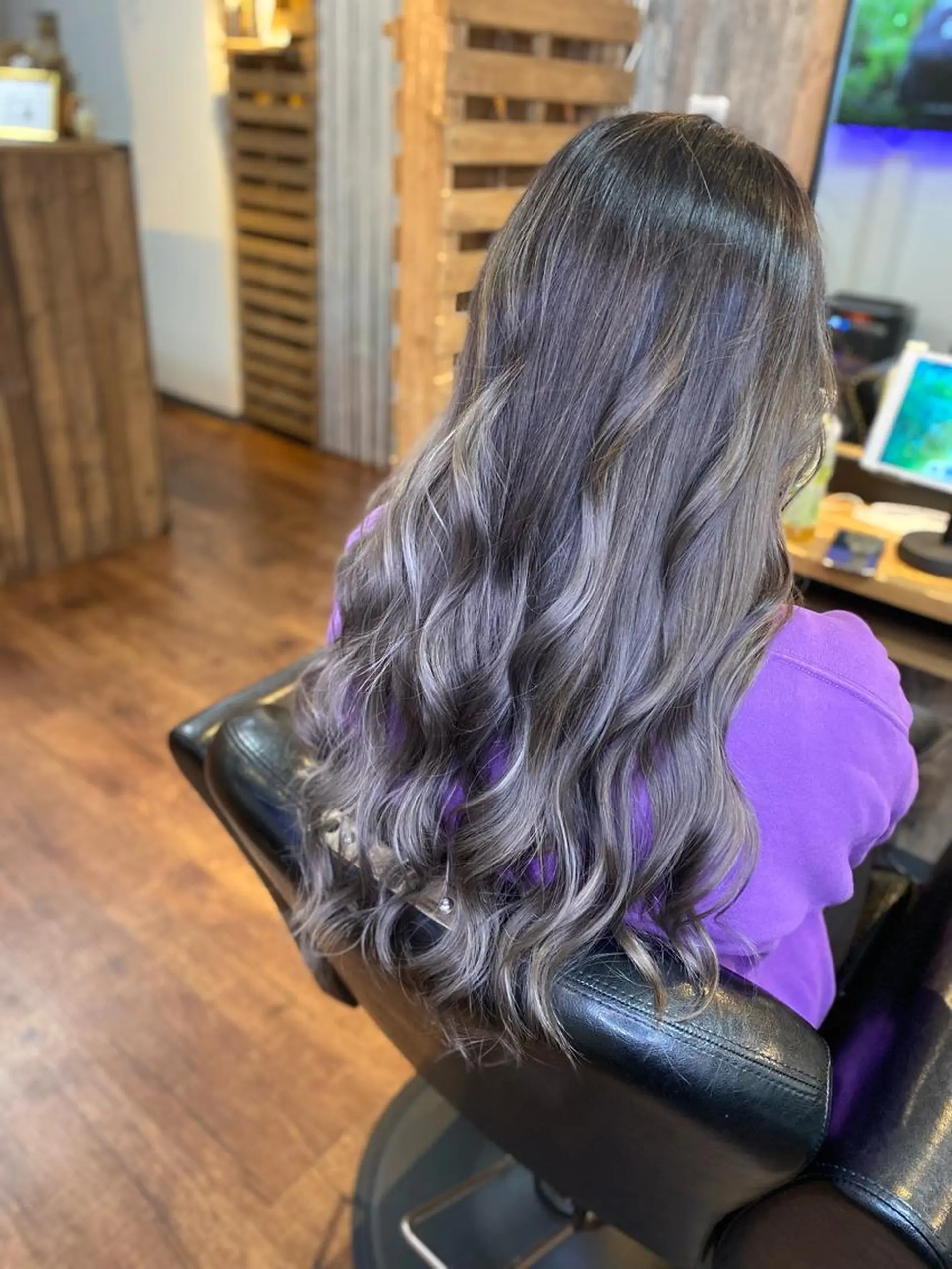 ロング カラー ハイライトカラー 3Dハイライト ハイライト カット ヘアカラー トリートメント Luzir⭐︎ GEN⭐︎のヘアスタイル