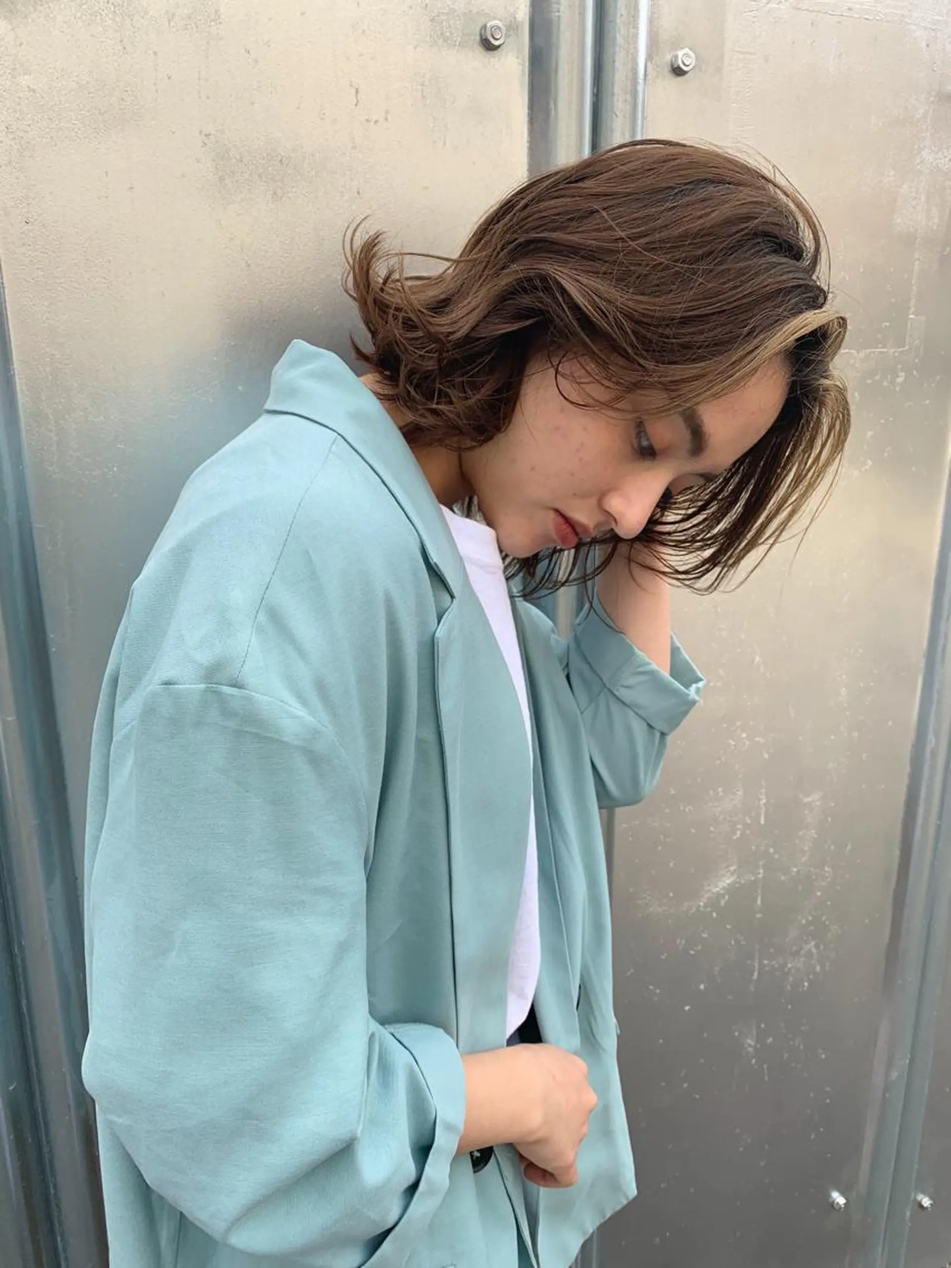 ミディアム カラー チバ タクミのヘアスタイル