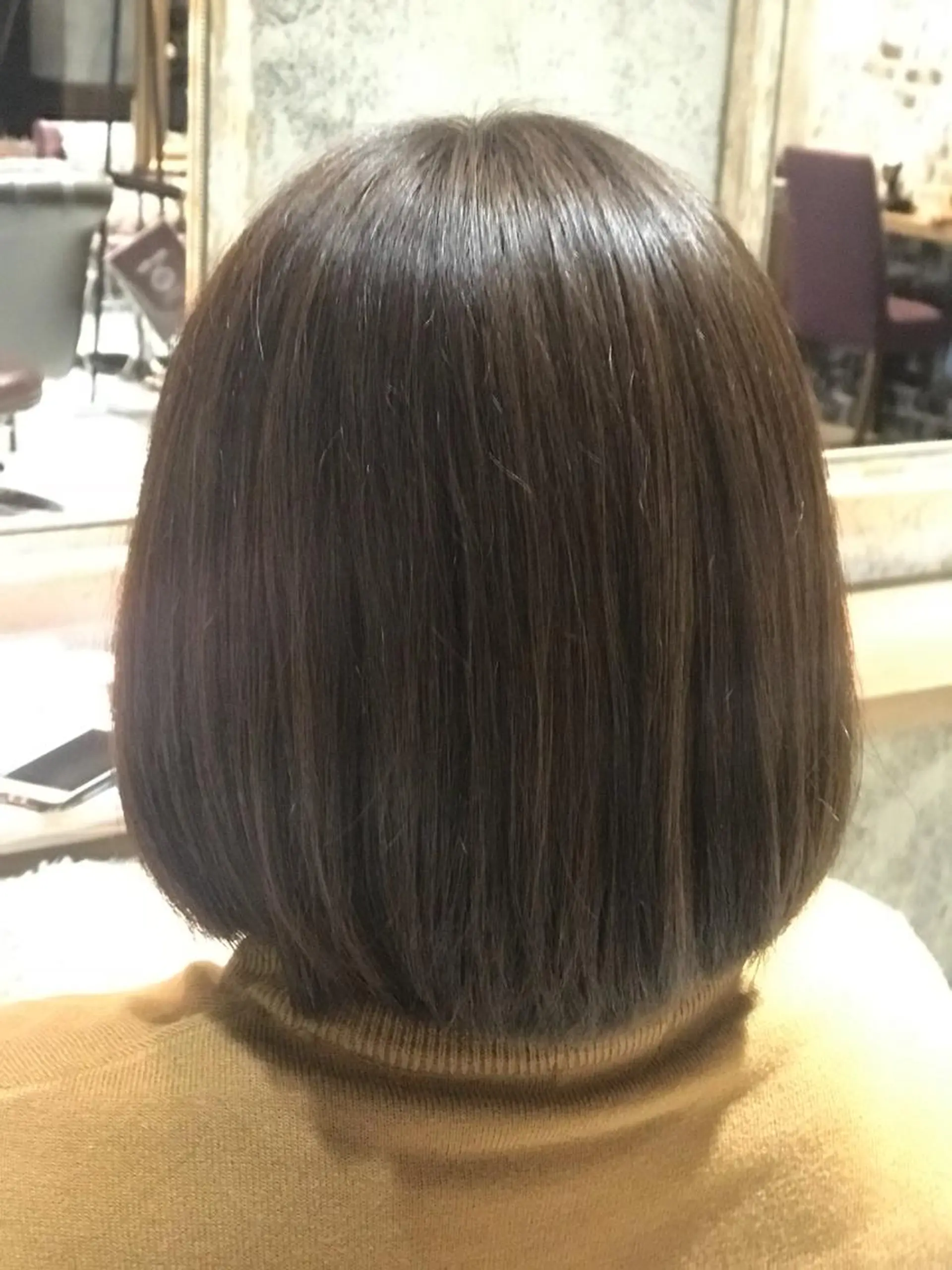 ミディアム アッシュ ボブ 小林 美央のヘアスタイル