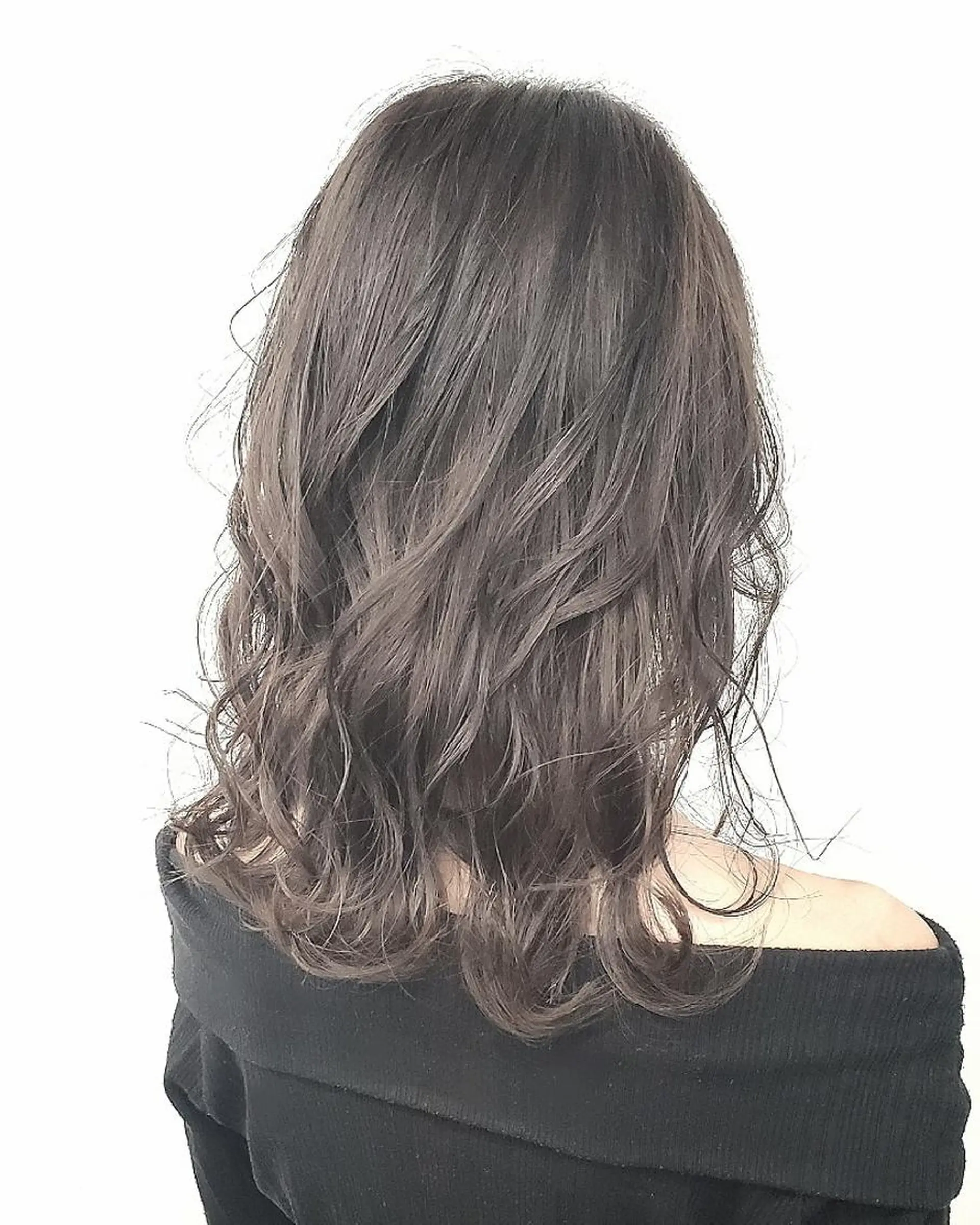 セミロング カット ヘアカラー ✨本日空きあります✨ 遠田コウヘイ🌟のヘアスタイル