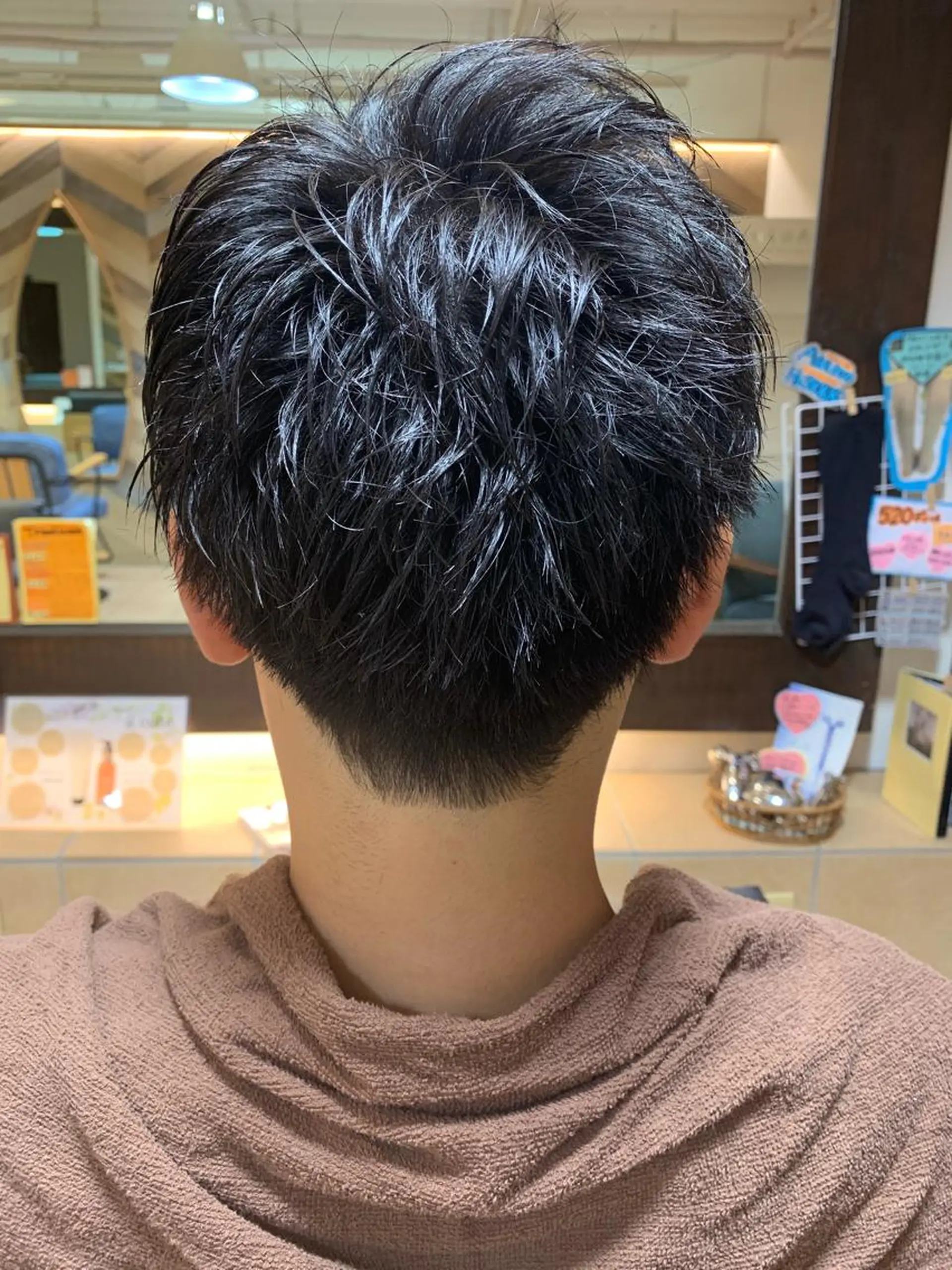 メンズ ハイトーンカラー🩵 耳ツボジュエリー👂のその他イメージ