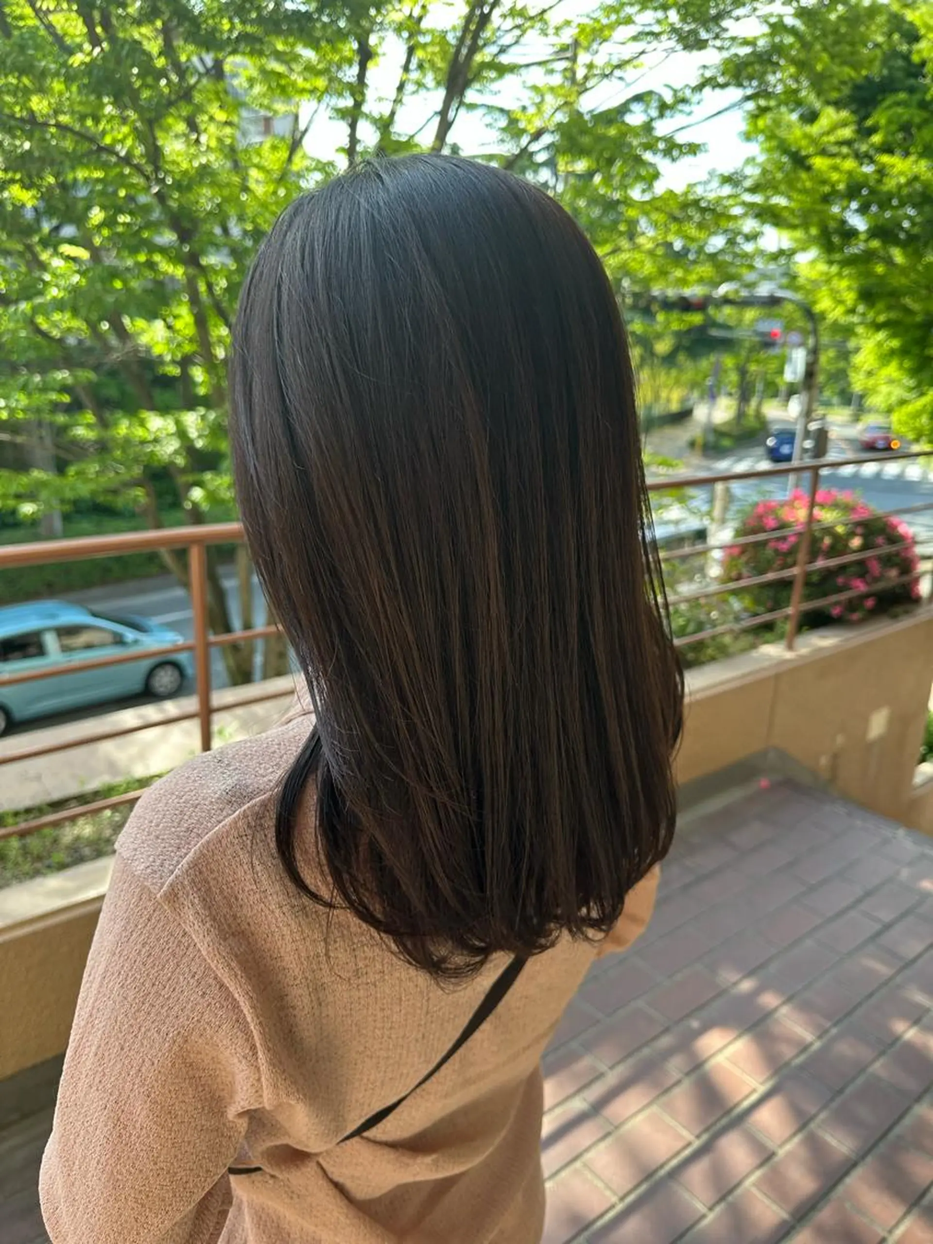 ミディアム 艶カラー/ Nanamiのヘアスタイル