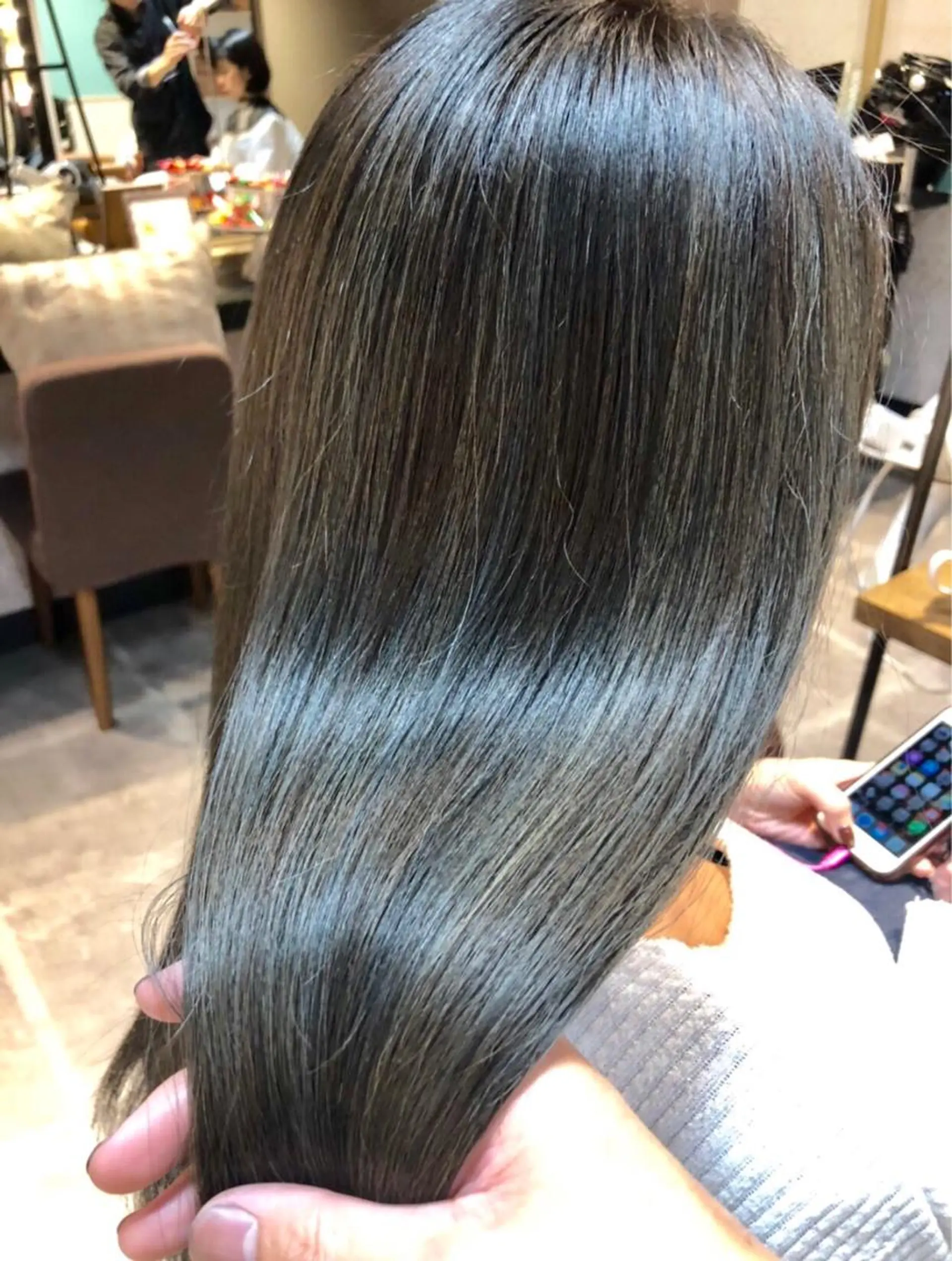 セミロング カラー 韓国／ハッシュカット ／透明感カラー／金野のヘアスタイル