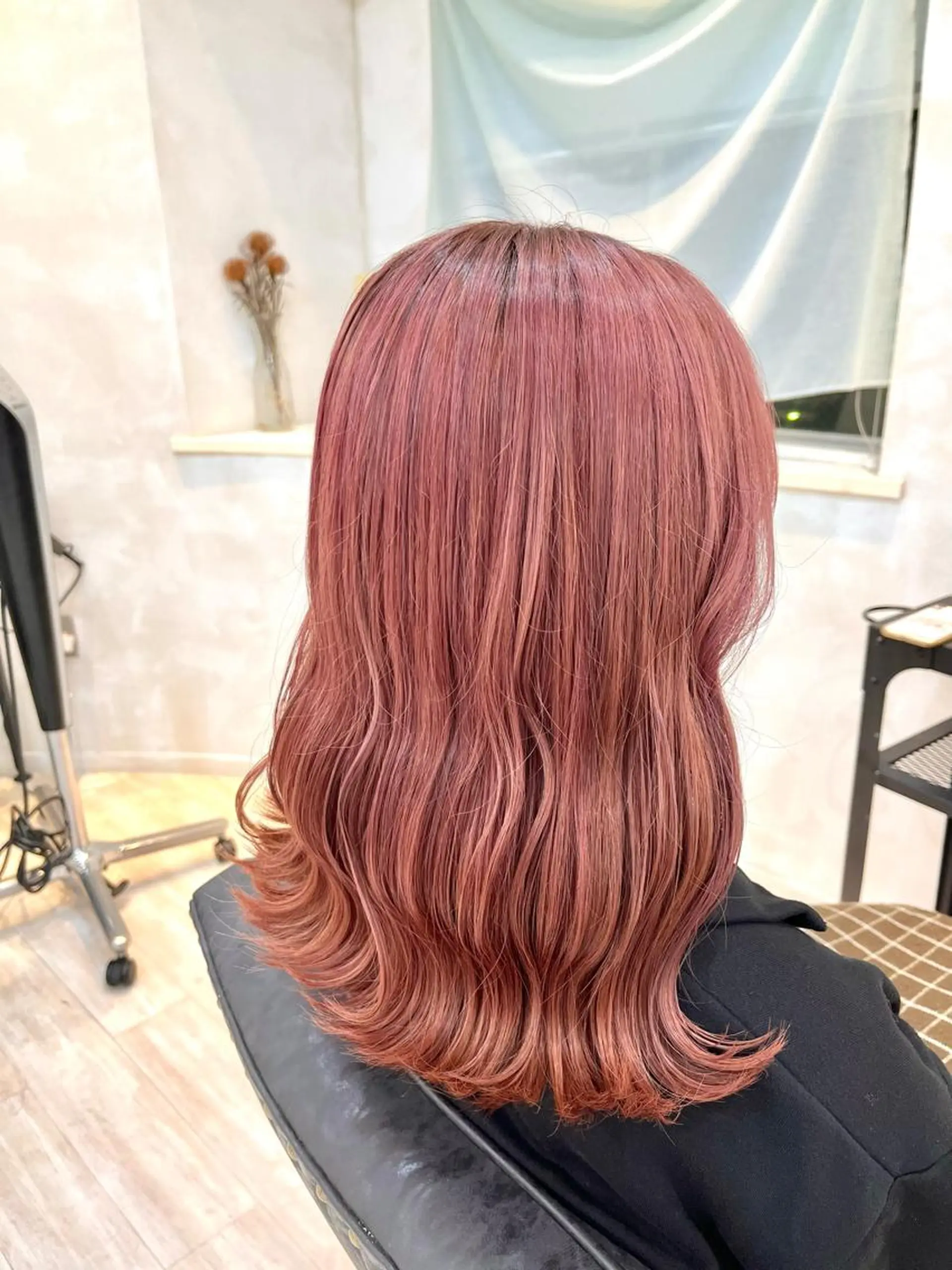 ロング カラー ベージュカラー ピンクカラー ピンクベージュ くさかみさき🌼暖色 /耳つぼ/オタク🌼のヘアスタイル