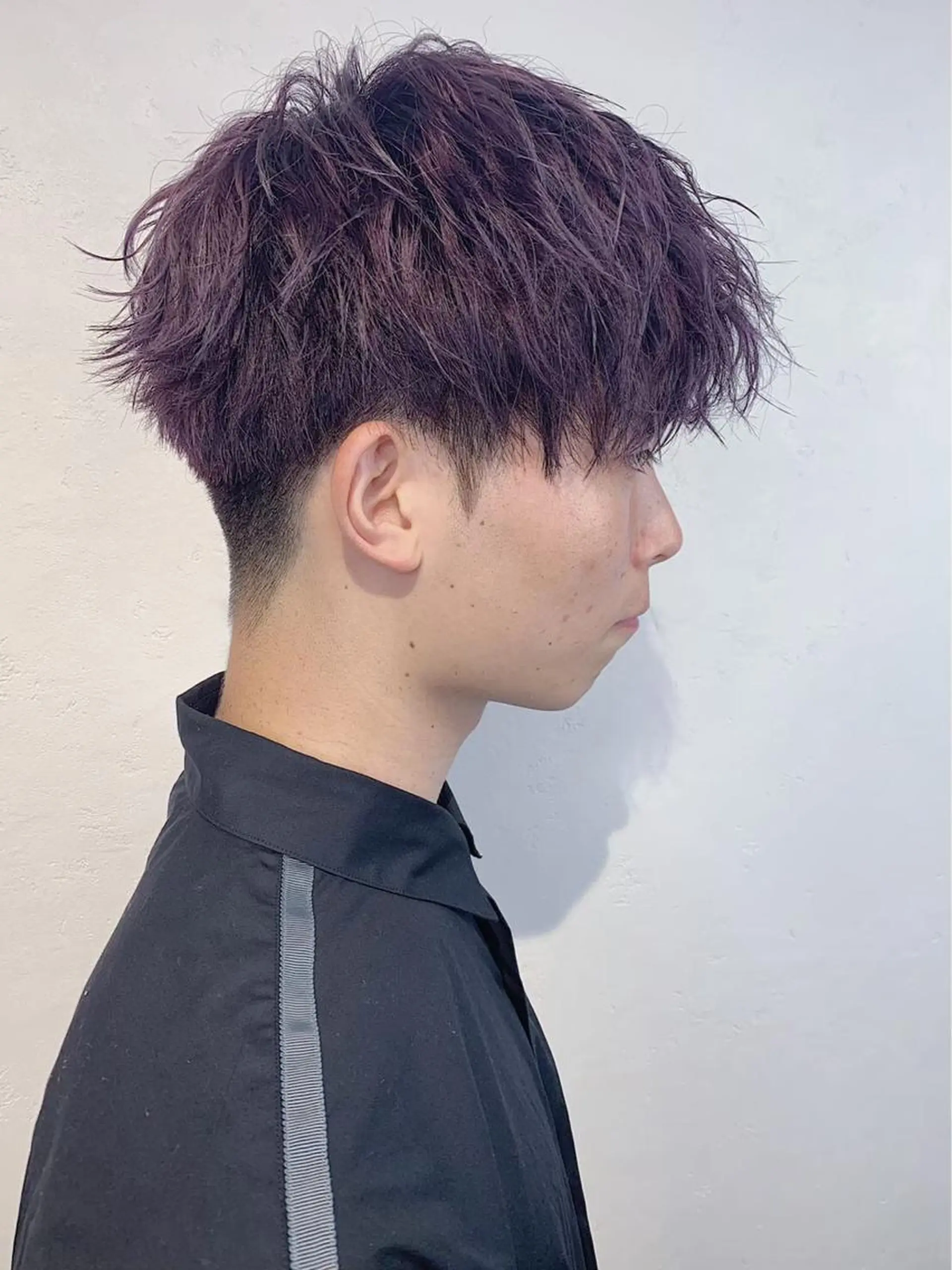 ショート カラー メンズ _WHITE 高槻のヘアスタイル