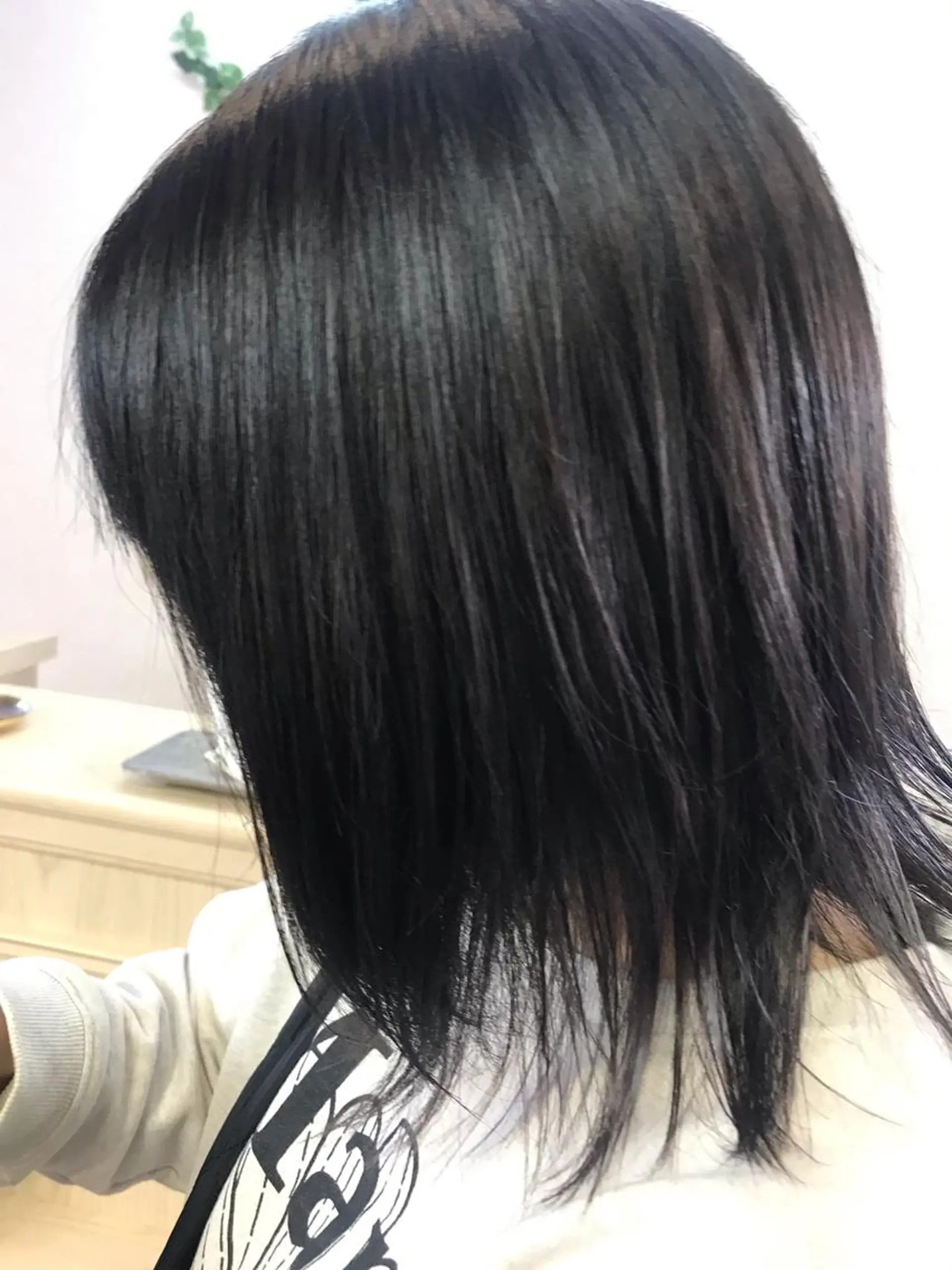 ミディアム カラー 桧山 真のヘアスタイル