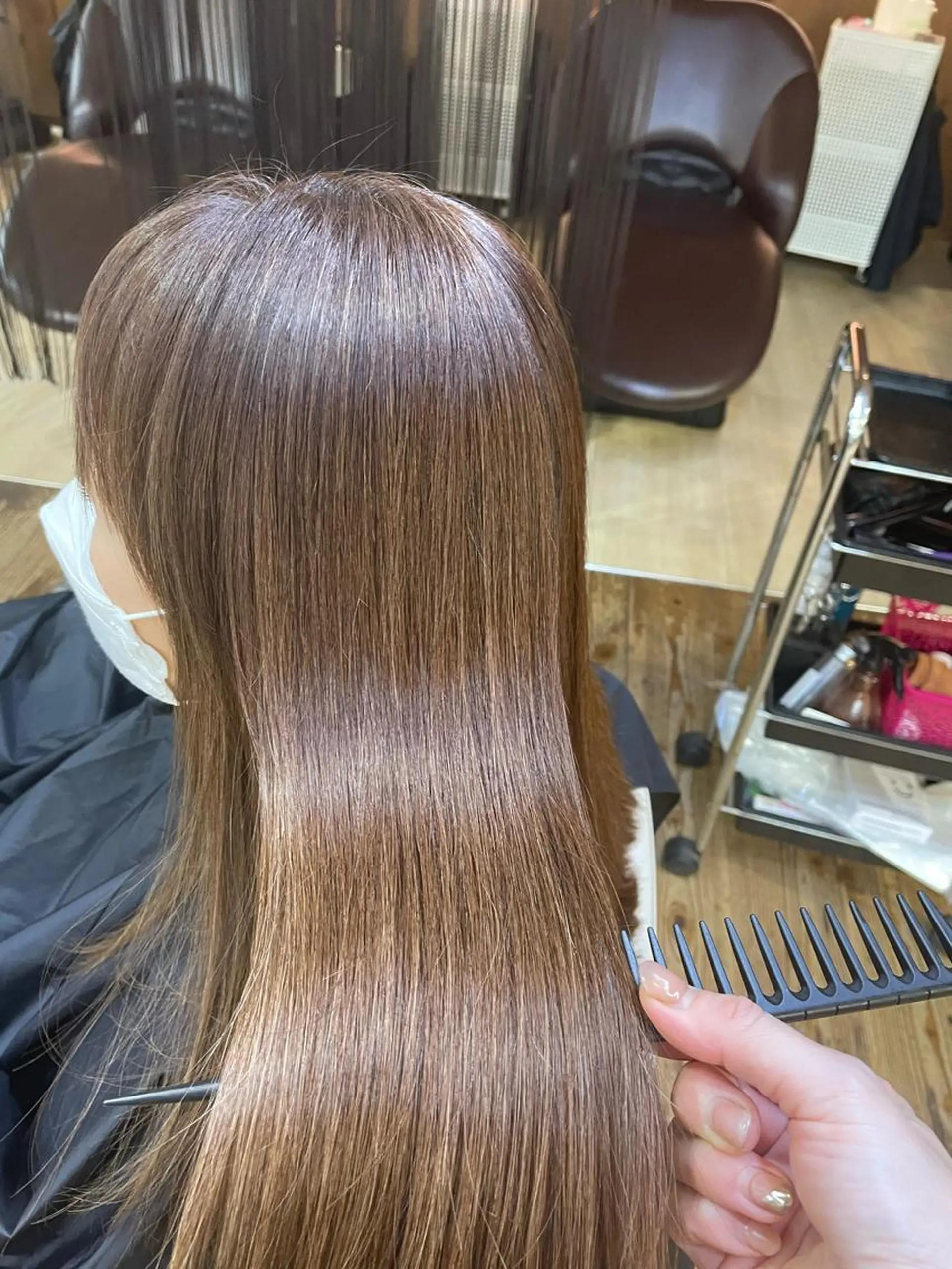 セミロング 縮毛矯正 山木 裕子のヘアスタイル