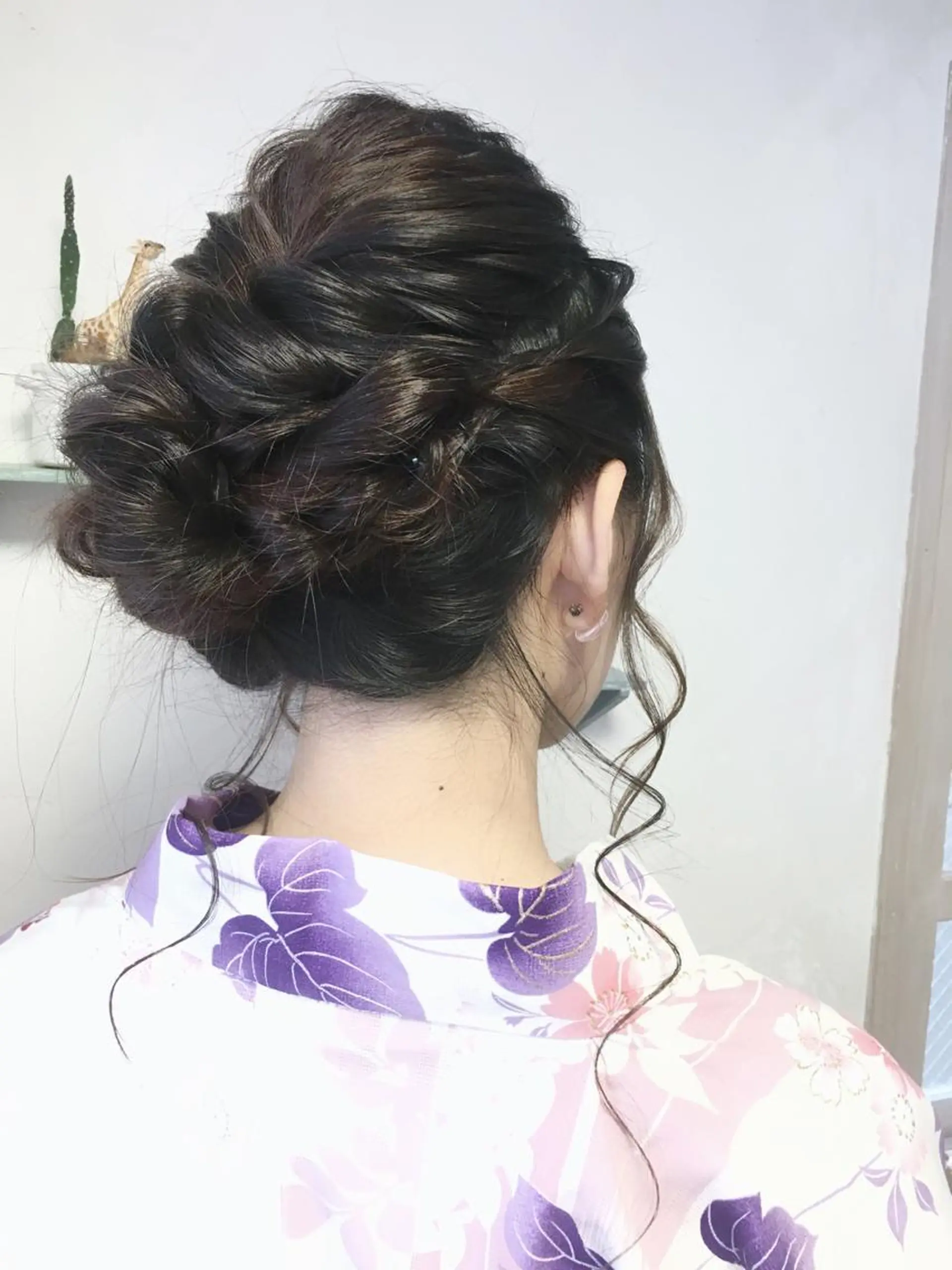 ロング カラー パーマ ヘアアレンジ 浴衣 推し活専用 【派手髪】飯野ゆかりのヘアスタイル