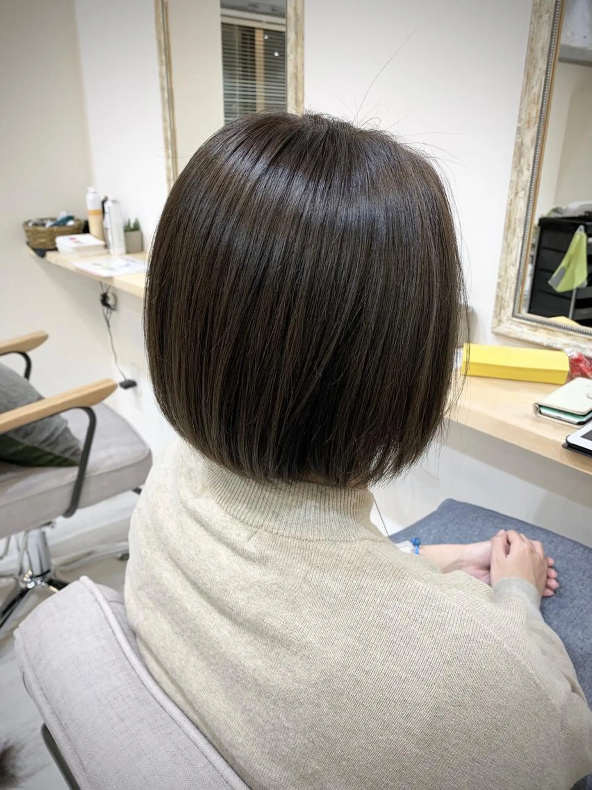 ショート カラー アディクシーカラー ブルーカラー イルミナカラー ボブ 髪質改善 山本 悟志のヘアスタイル