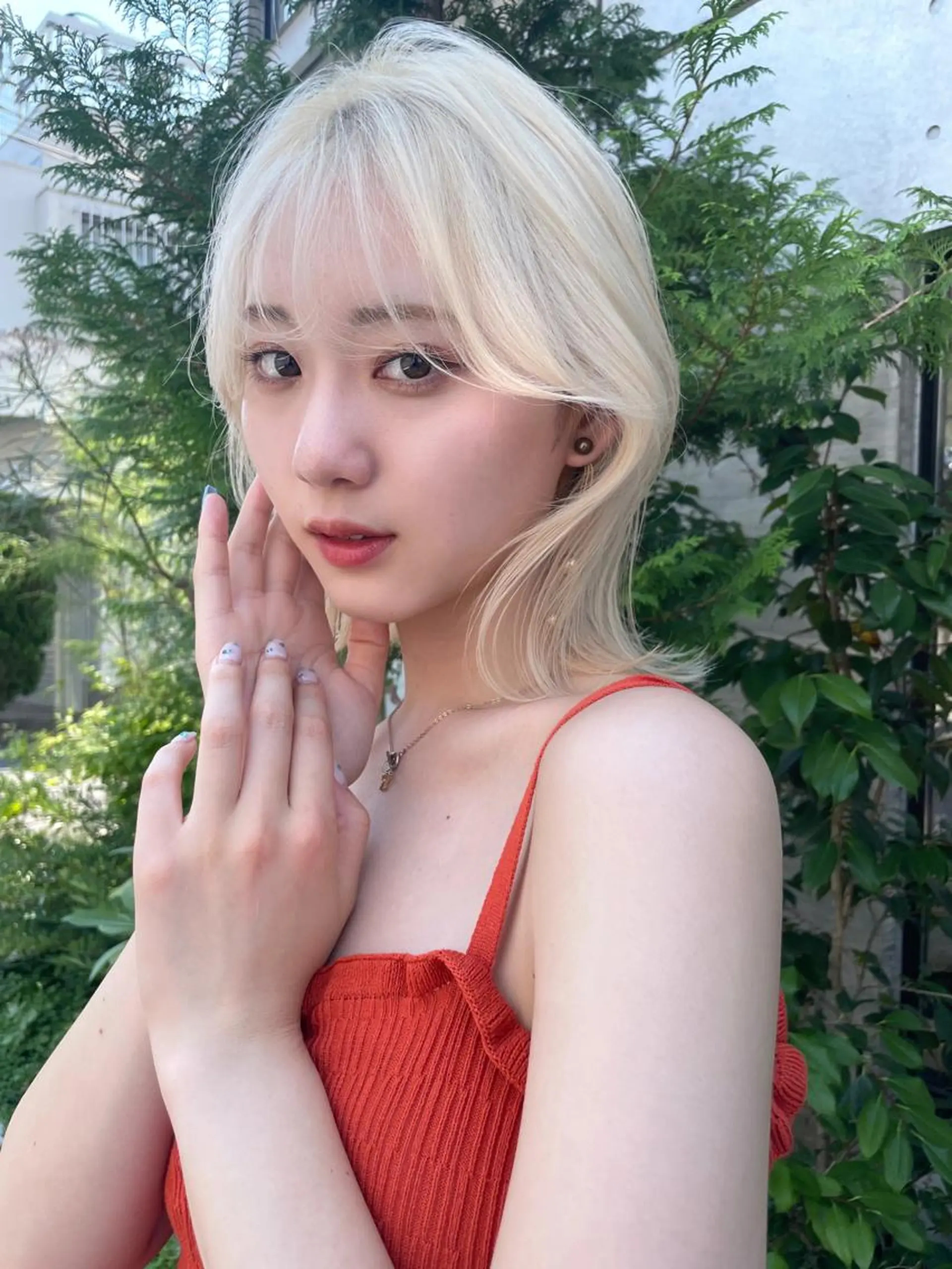 ミディアム カラー 顔周りカット 【オノザワリョウ】のヘアスタイル