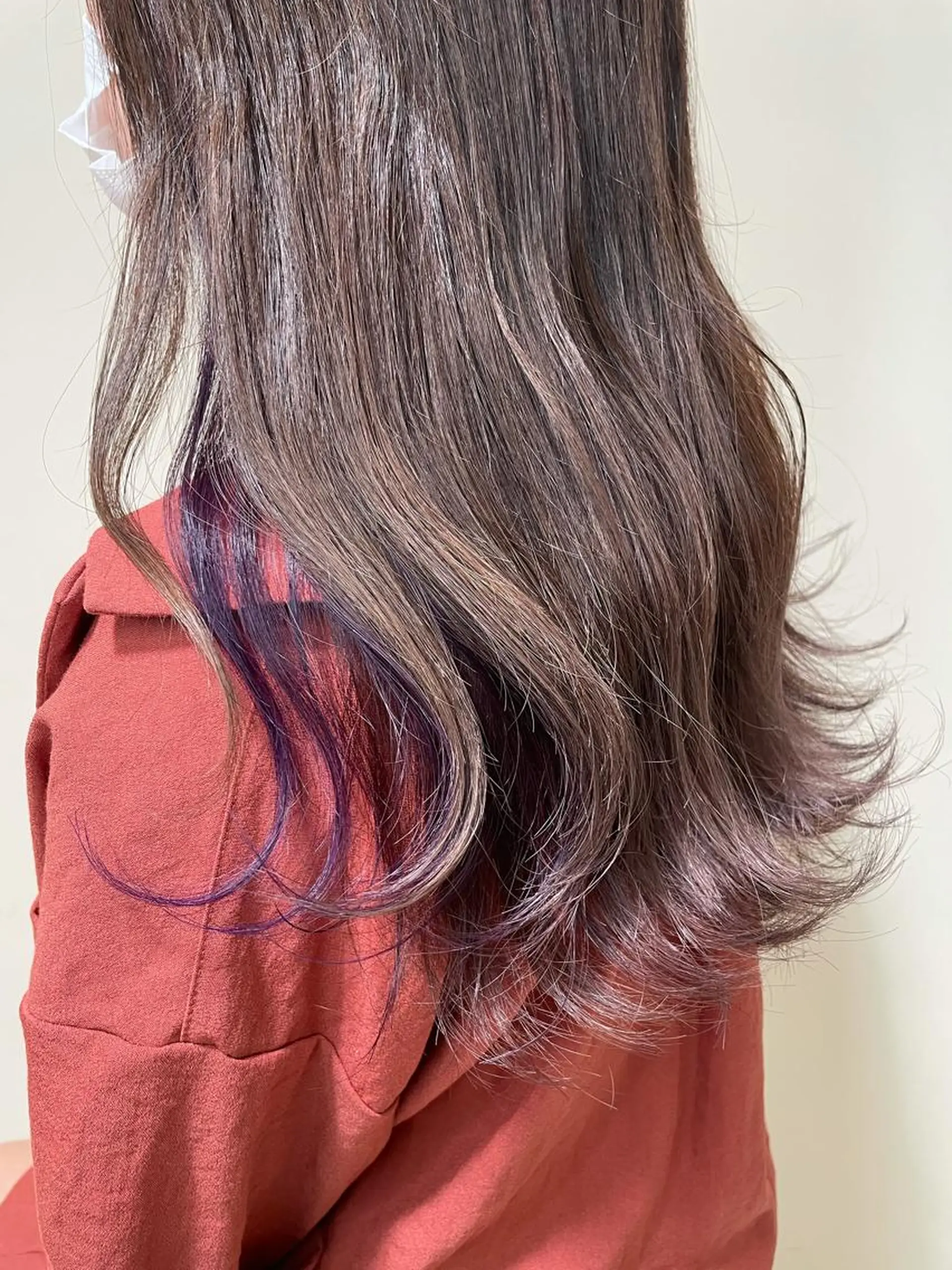 ロング カラー アッシュ インナーカラー ラベンダーカラー ラベンダーアッシュ パープルカラー 成田で1番お悩み解決 の髪へ導くみつきのヘアスタイル