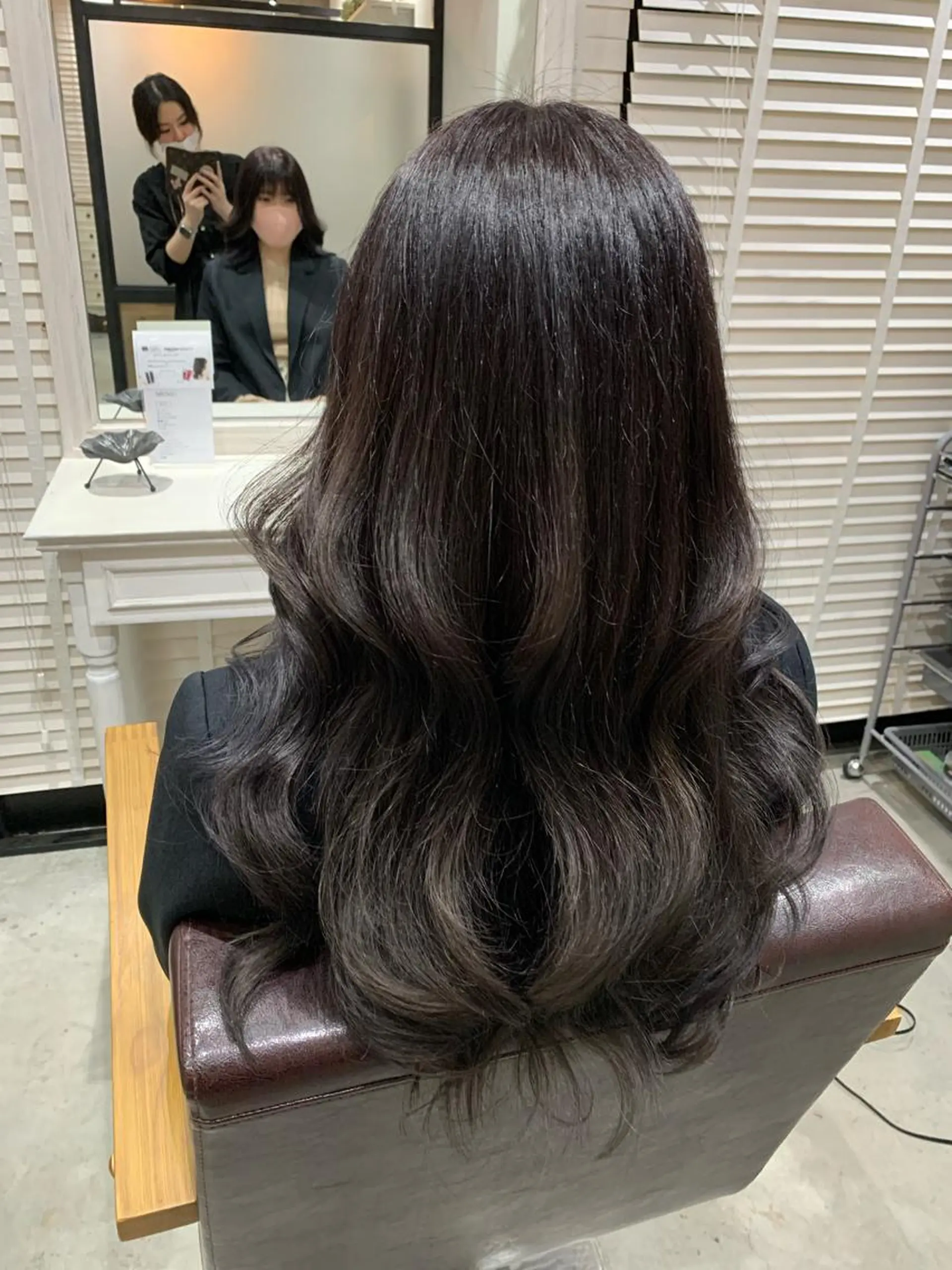 ロング ヘアカラー LITTLE _KATOのヘアスタイル