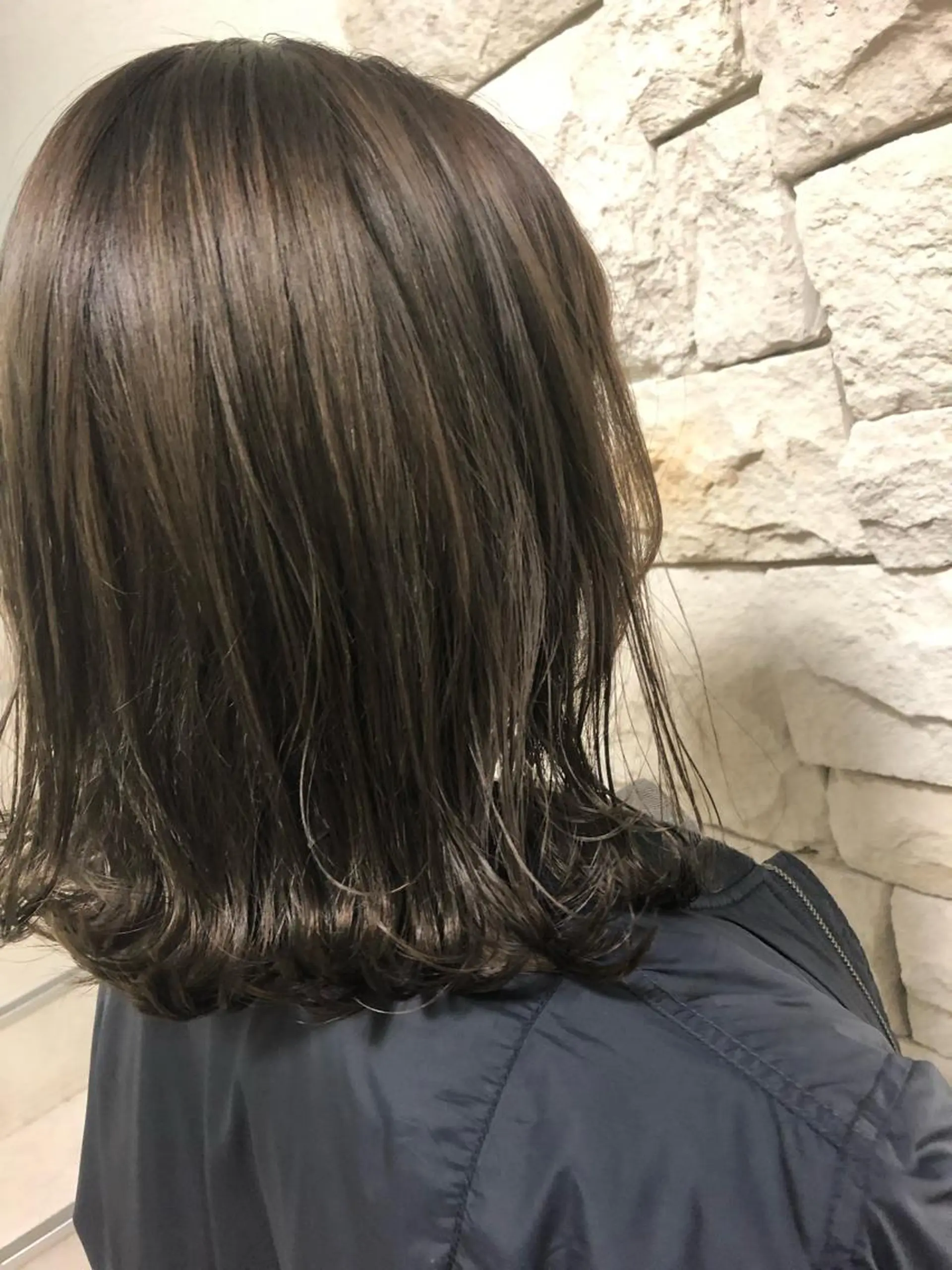 セミロング カラー ヘアアレンジ メンズ キッズ ネイル マツエク・マツパ 透明感カラー🤎 ゆりのヘアスタイル