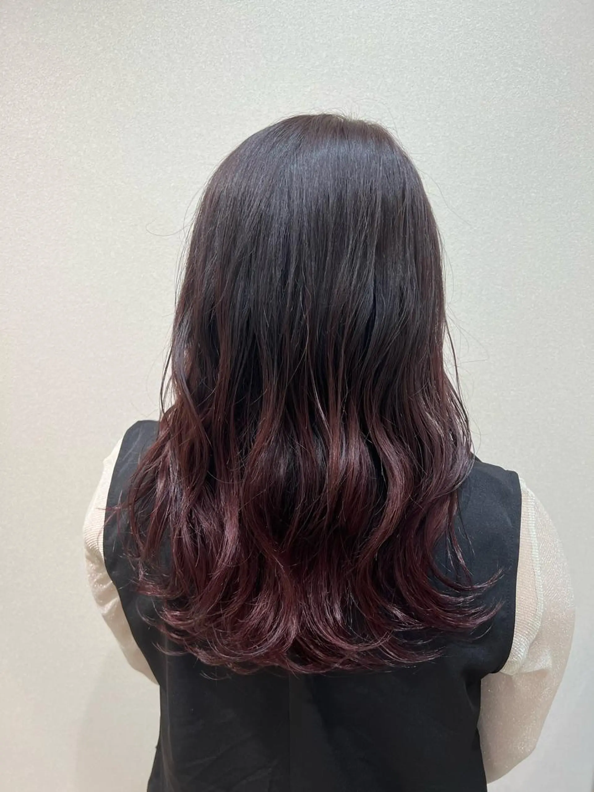 セミロング カット ヘアカラー トリートメント ヘッドスパ mina .のヘアスタイル