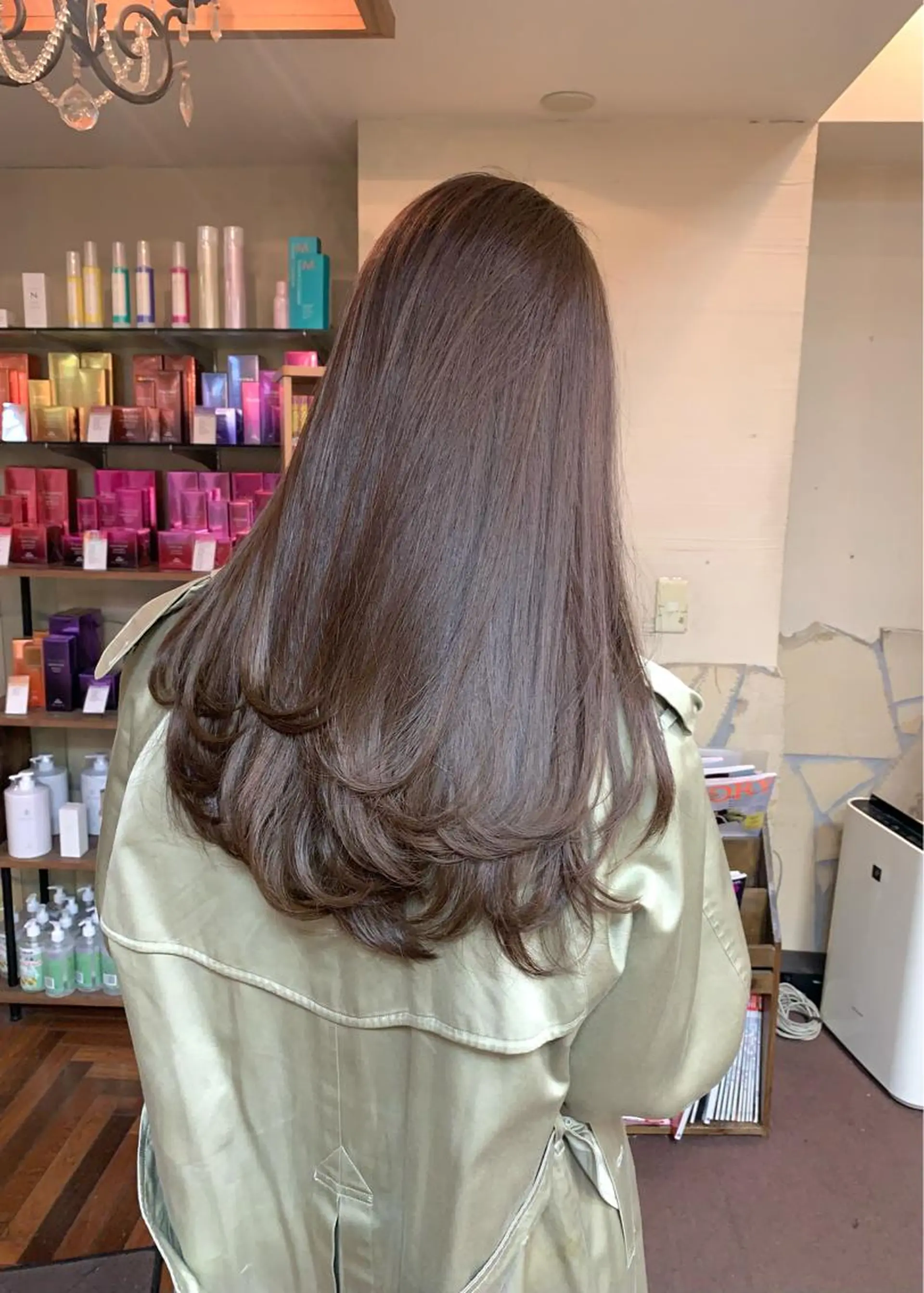 ロング カラー ベージュカラー ブリーチ ブラウンカラー ブラウンベージュ ブリーチなしカラー 矢野 晃平のヘアスタイル