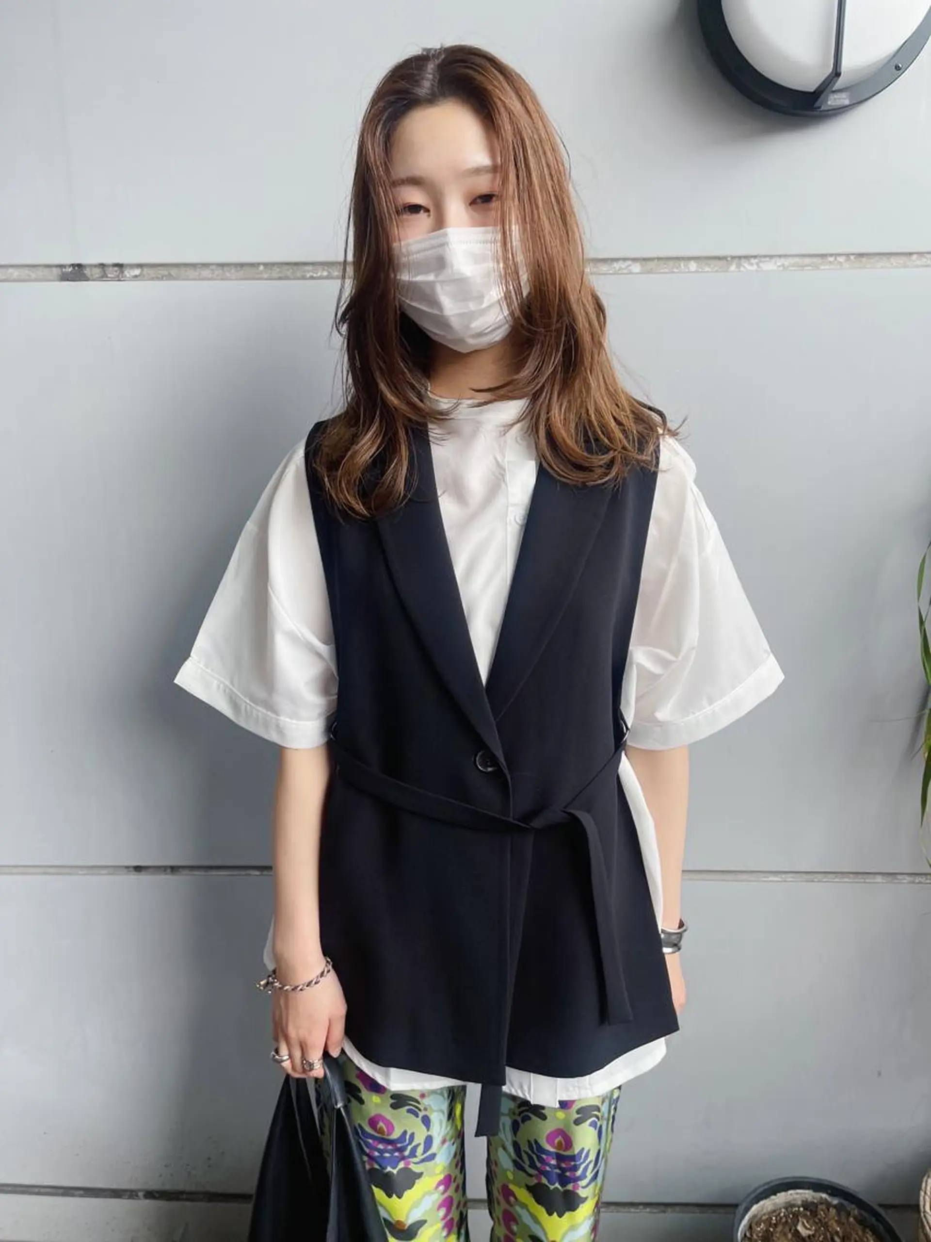 ミディアム カラー ベージュカラー オリーブベージュ レイヤーカット カット ヘアカラー トリートメント 丁寧なカウンセリング 🌿KENTA🌿のヘアスタイル