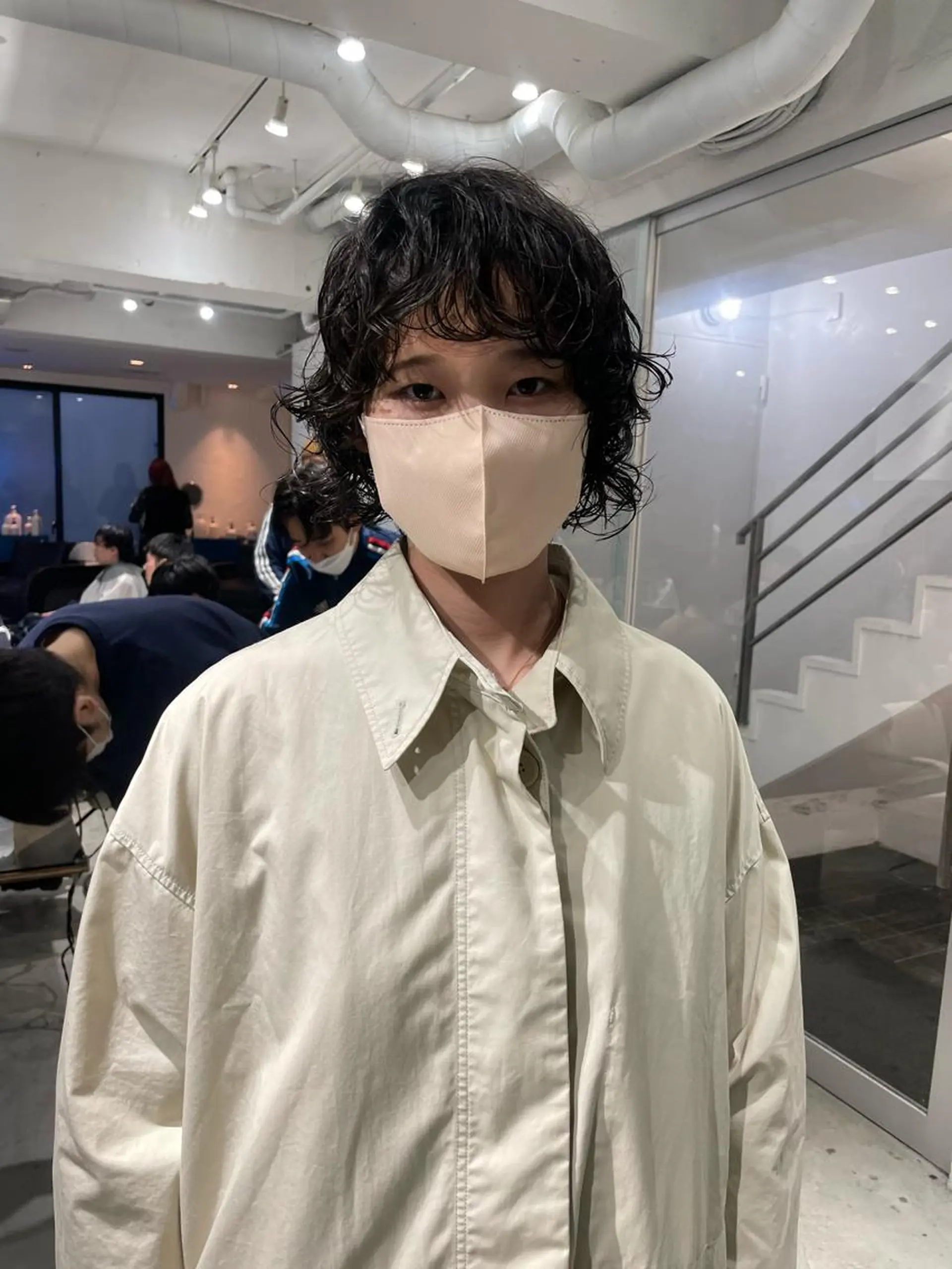 ショート パーマ ツイストスパイラルパーマ ボブ ハイライト 髪質改善 韓国風ヘア カット パーマ トリートメント スパイラルパーマ 🌐hina⭐️のヘアスタイル