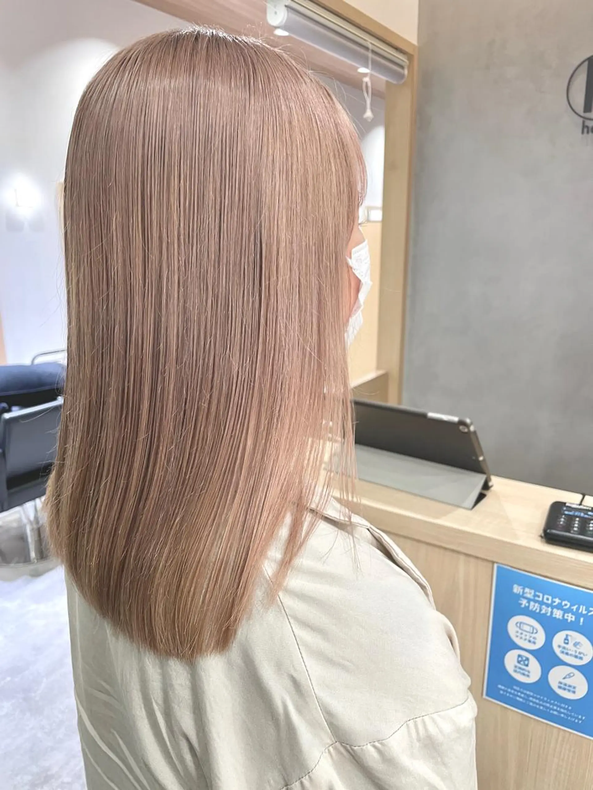 ミディアム カラー ベージュカラー ミルクティーベージュ ヘアカラー トリートメント 城　健太郎 💎ハイトーンのヘアスタイル