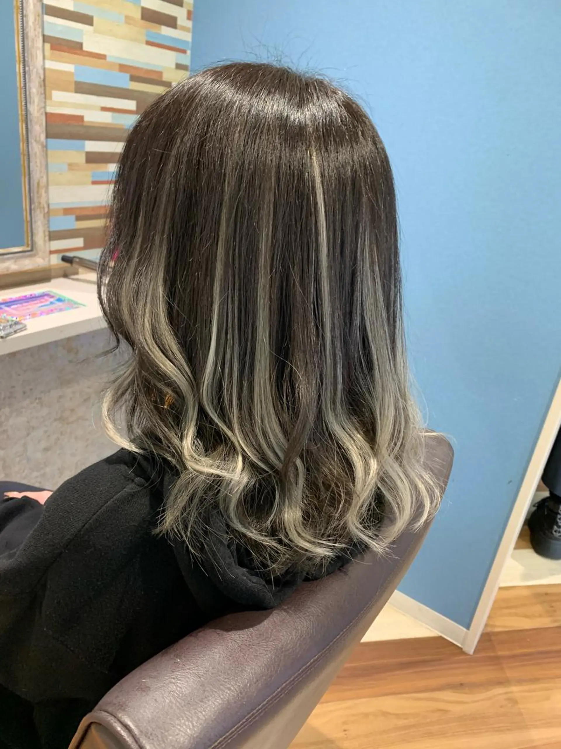 ミディアム カラー ヘアアレンジ ハイライトカラー エクステ ハイライト stylist Yukieのヘアスタイル