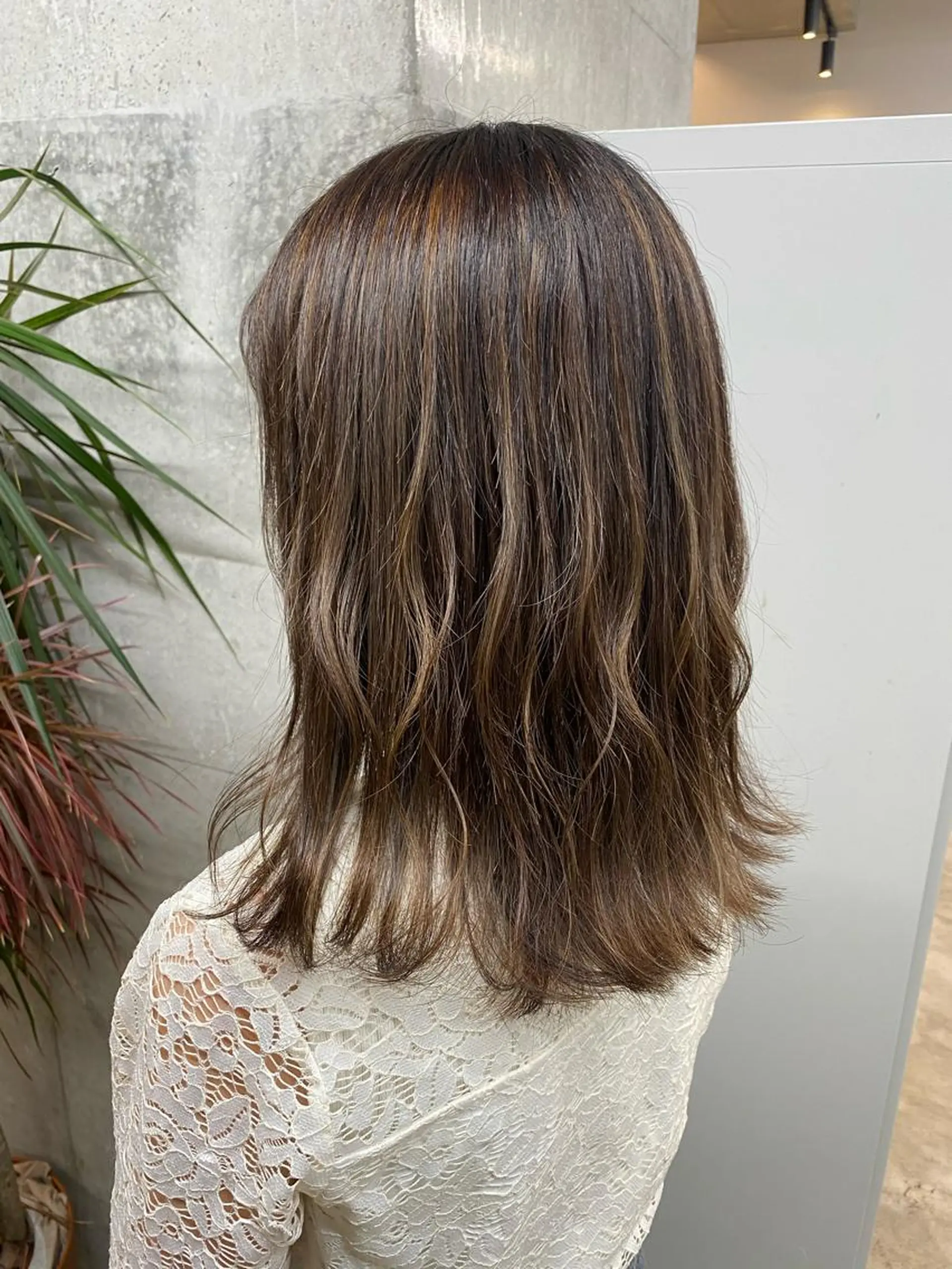 セミロング カラー 🌼ハイライト透明感 🌼maiのヘアスタイル