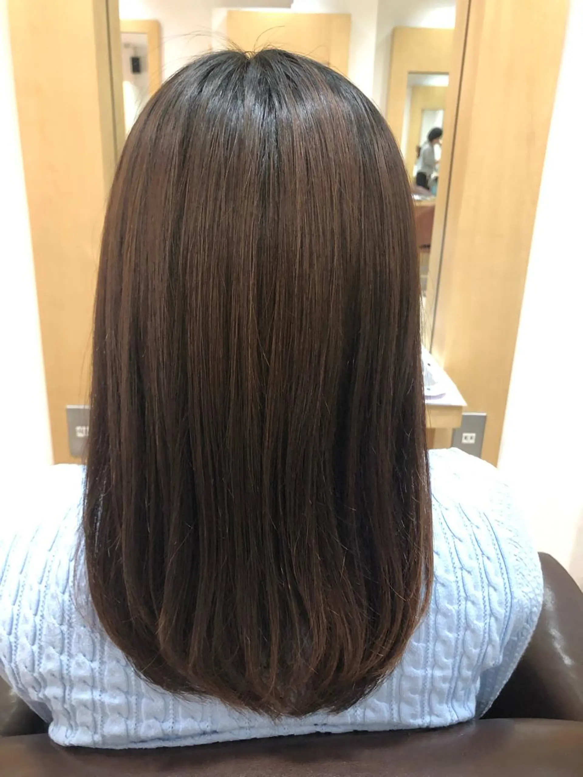 セミロング 【艶髪職人】石井啓輝 代表のその他イメージ