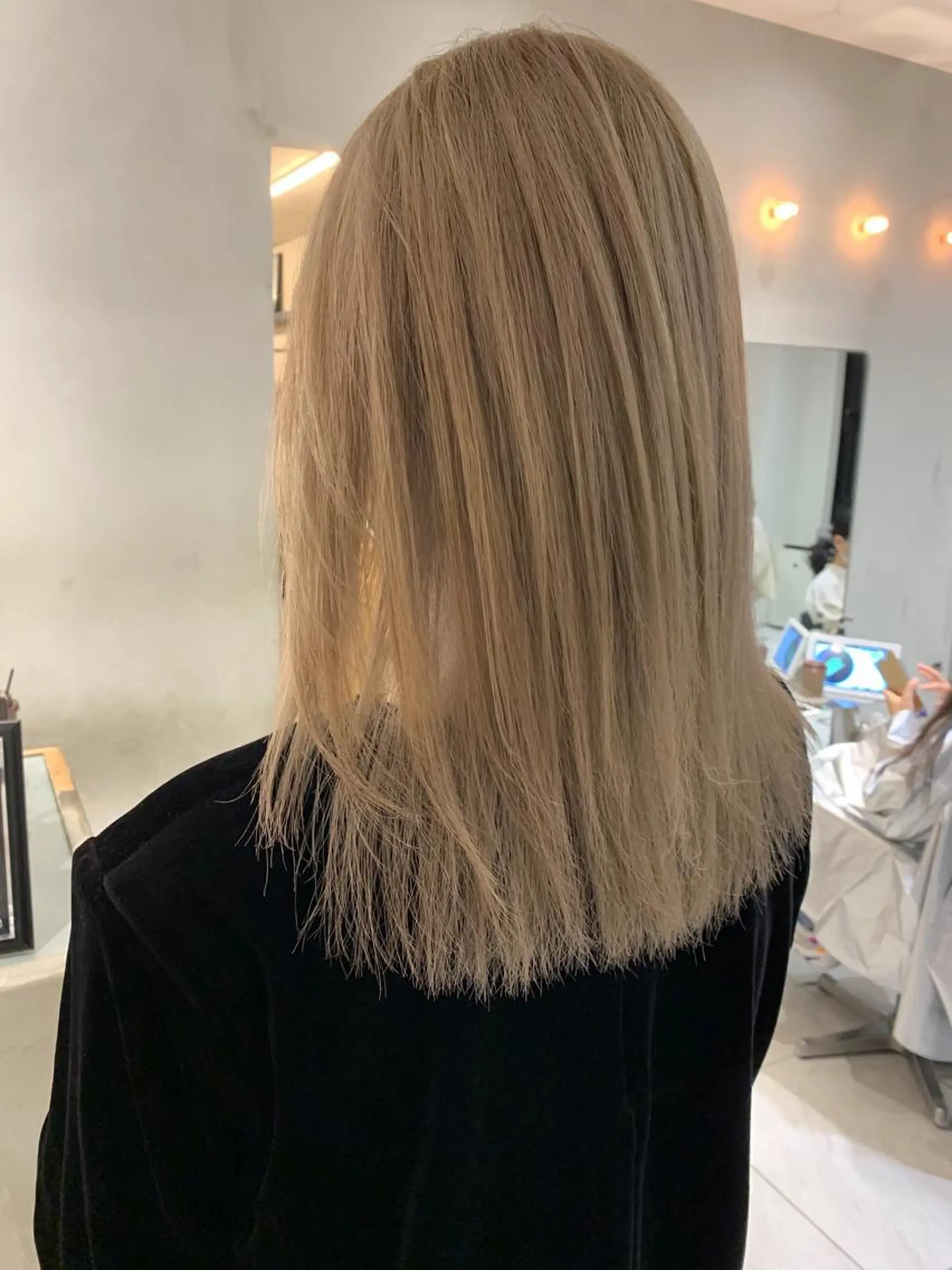 ミディアム カラー 透明感カラー チバ タクミのヘアスタイル
