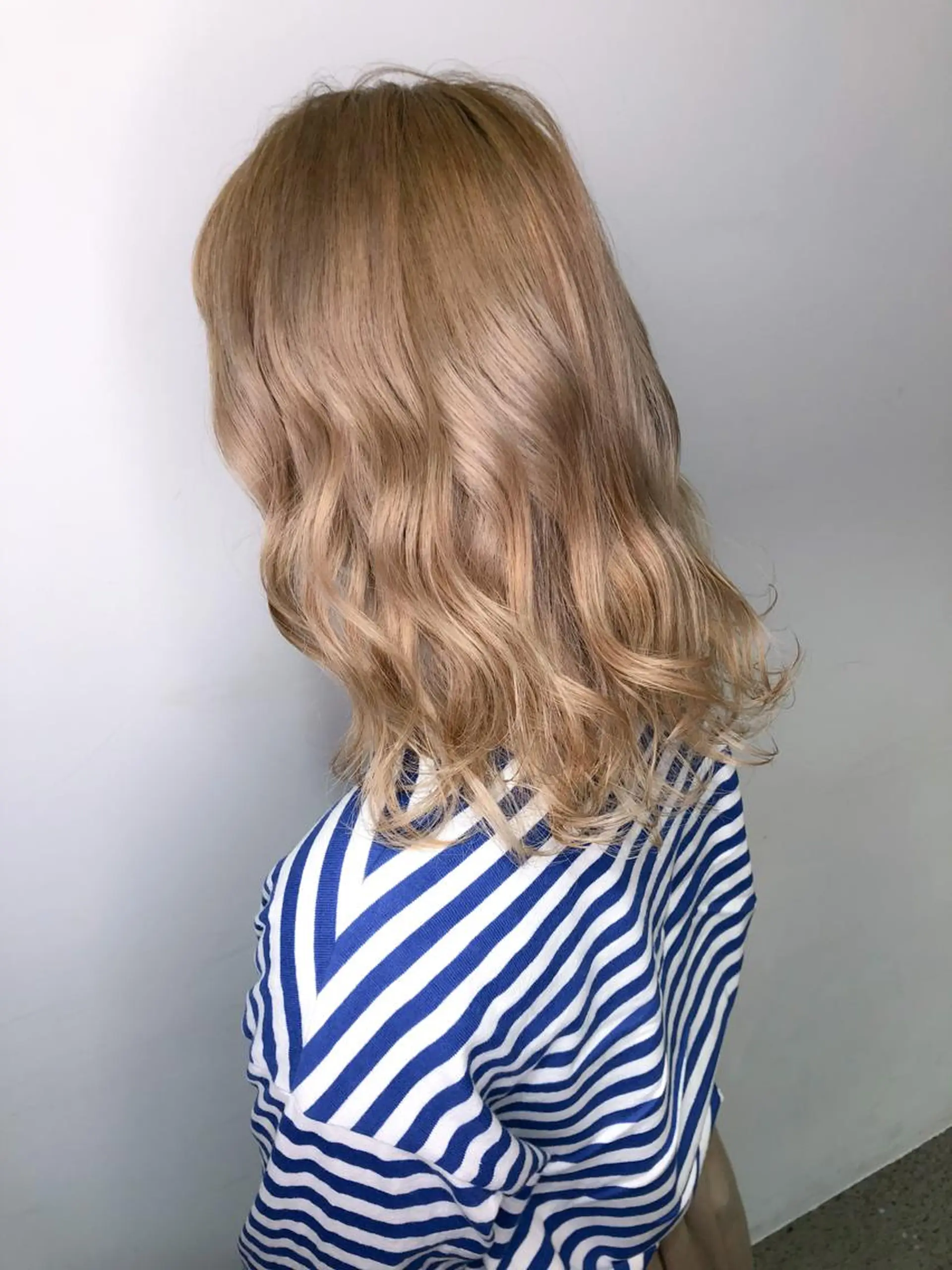 カラー ベージュカラー ミルクティーベージュ カット ヘアカラー 🔥メンズ特化🔥 永瀬椋のヘアスタイル