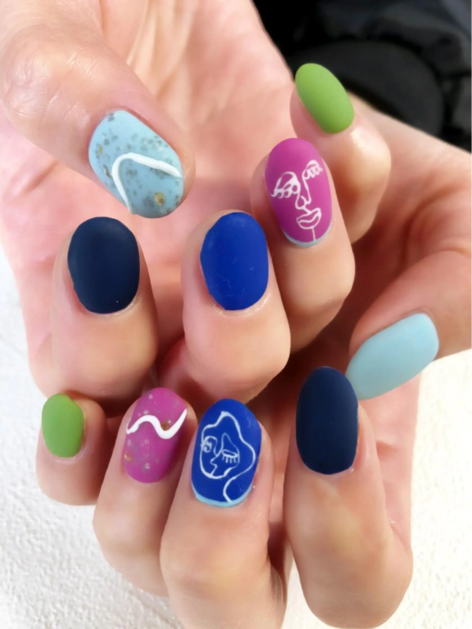 ネイル 持ち込み Lily Nailsのネイルデザイン