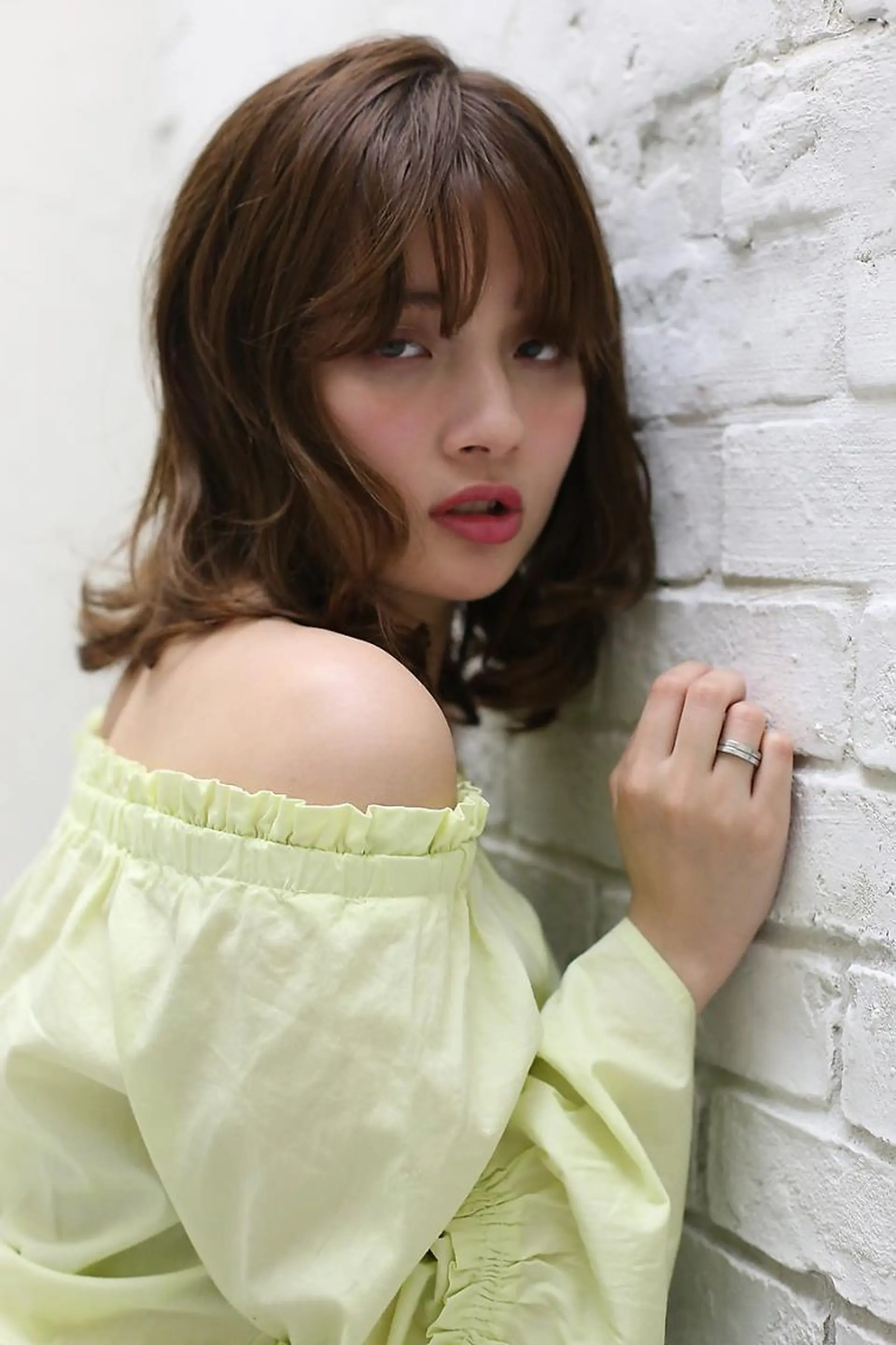 ミディアム 小林 永佳のヘアスタイル